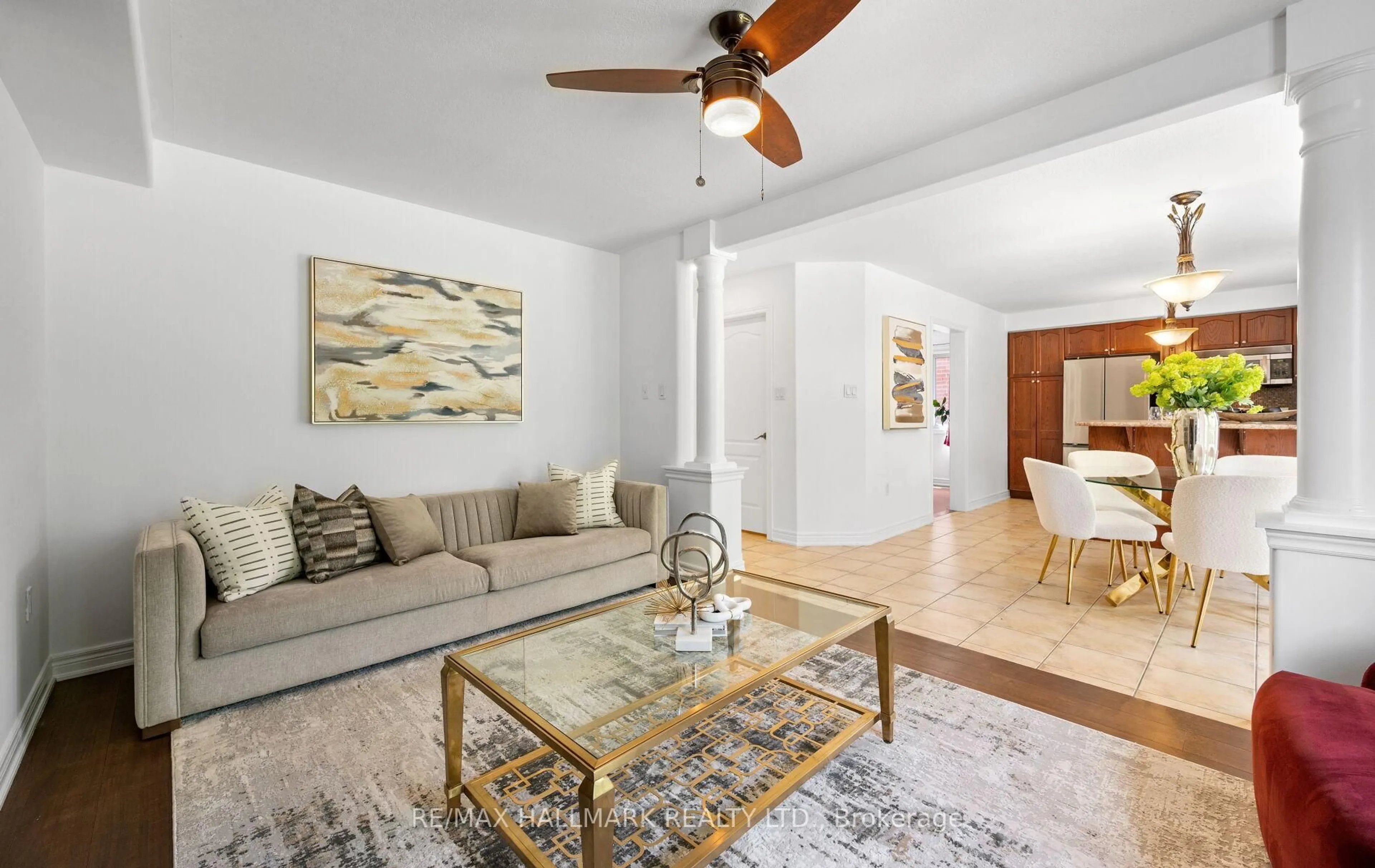 Living room with furniture, unknown for 26 Aishford Rd, Bradford West Gwillimbury Ontario L3Z 3E3