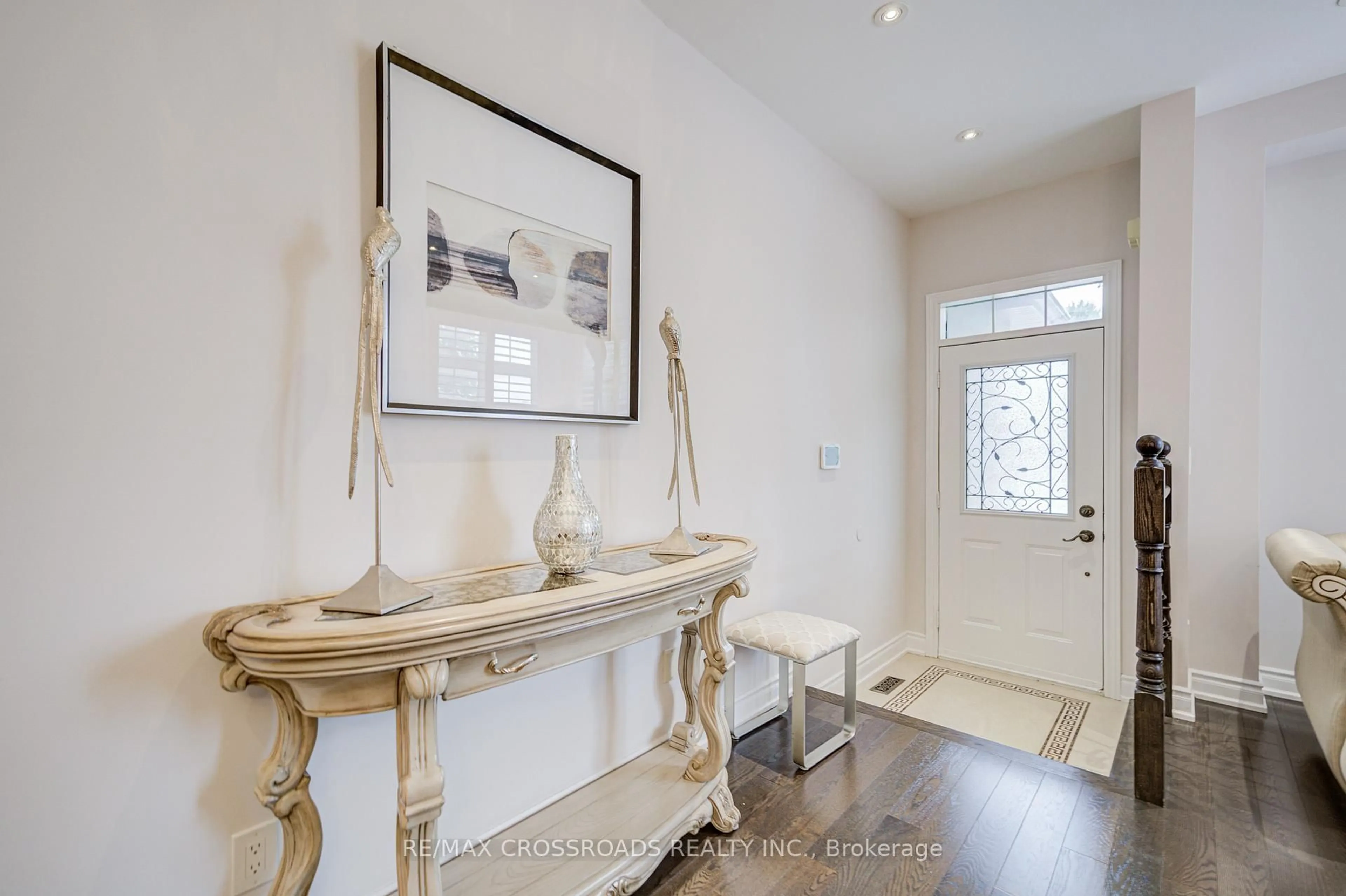 Indoor entryway for 187 Summeridge Dr, Vaughan Ontario L4J 8T2