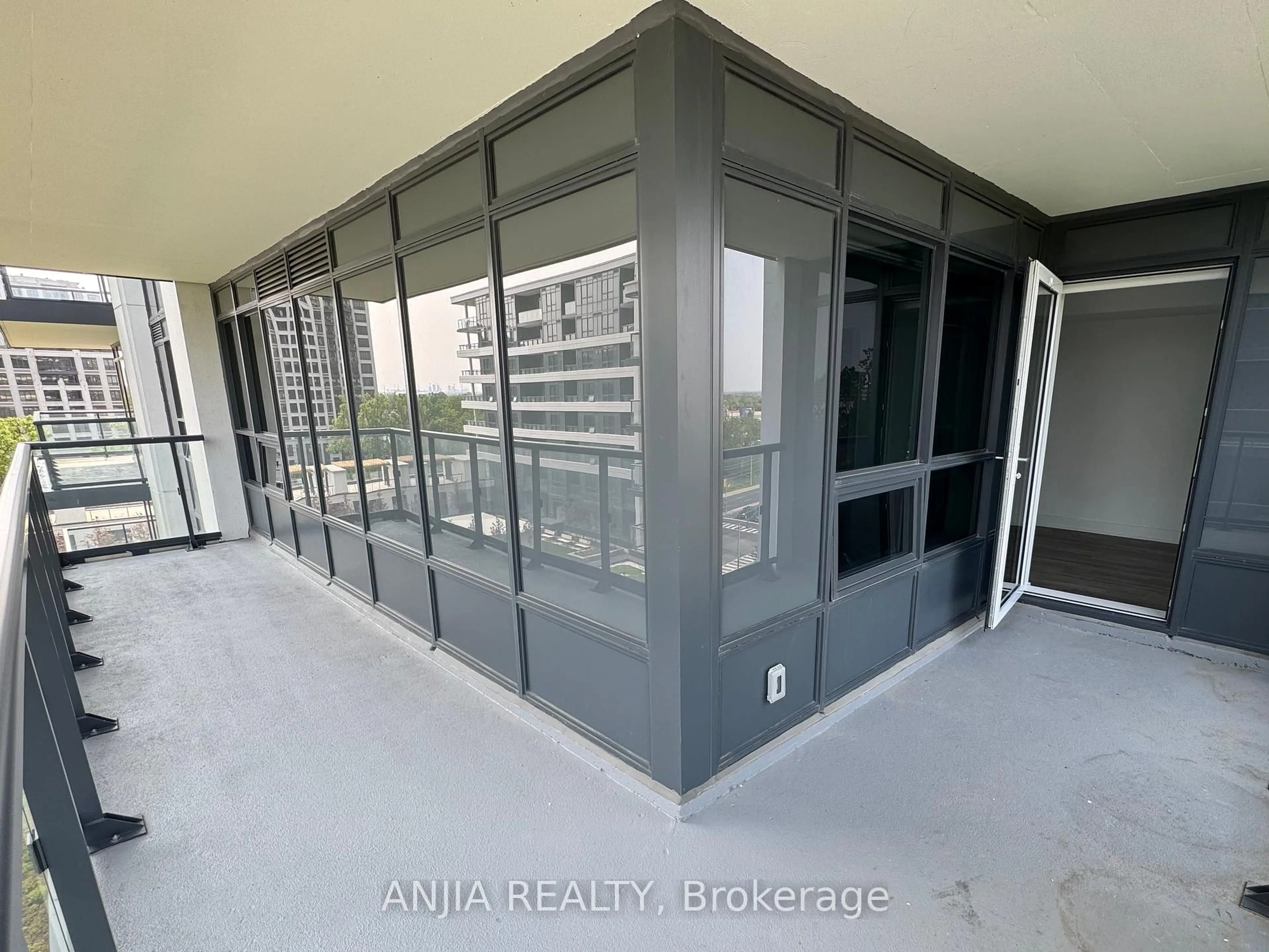Indoor foyer for 9 Clegg Rd #822, Markham Ontario L6G 0H3