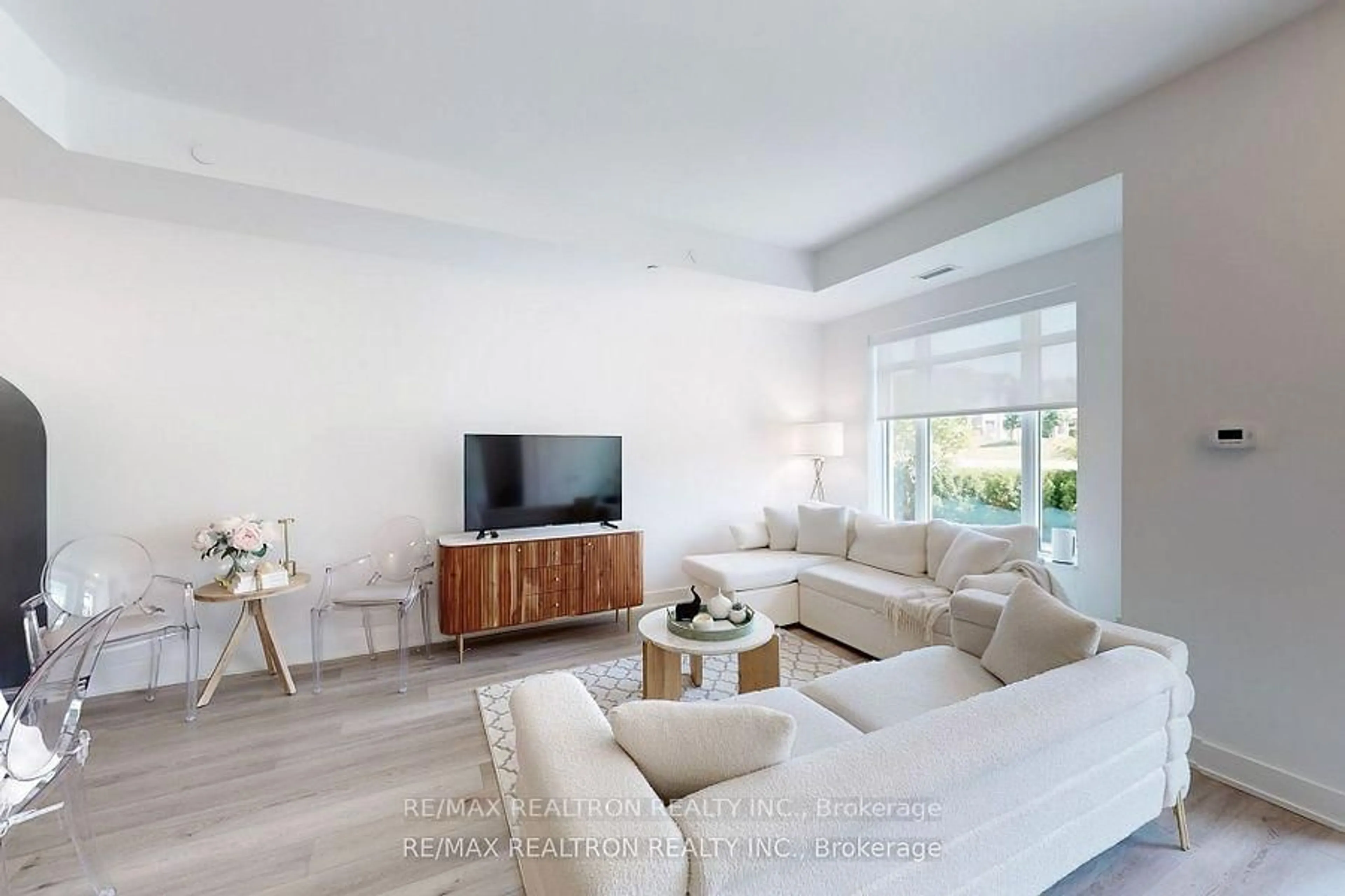 Living room with furniture, unknown for 11782 Ninth Line #112, Whitchurch-Stouffville Ontario L4A 5G1