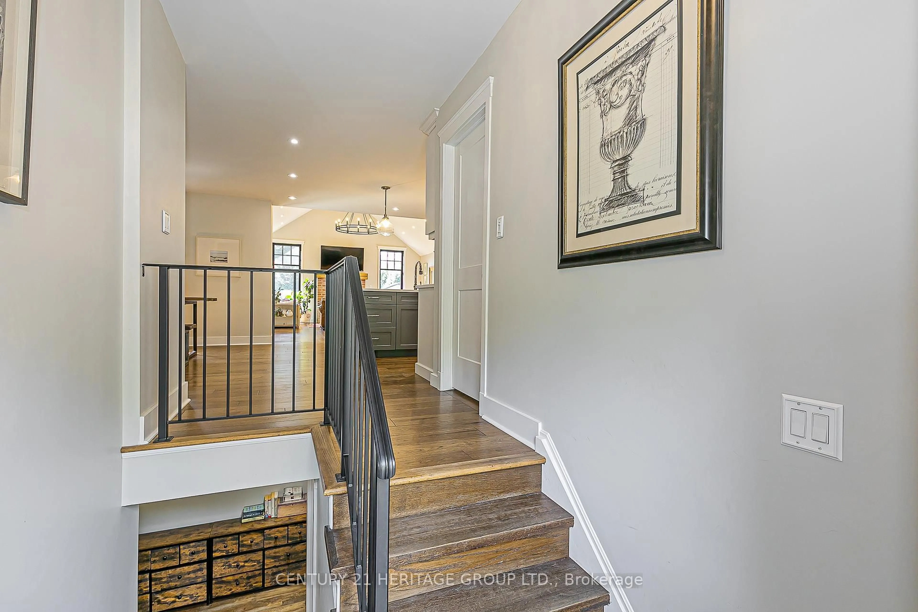 Unknown for 164 Park Ave, Newmarket Ontario L3Y 1V1