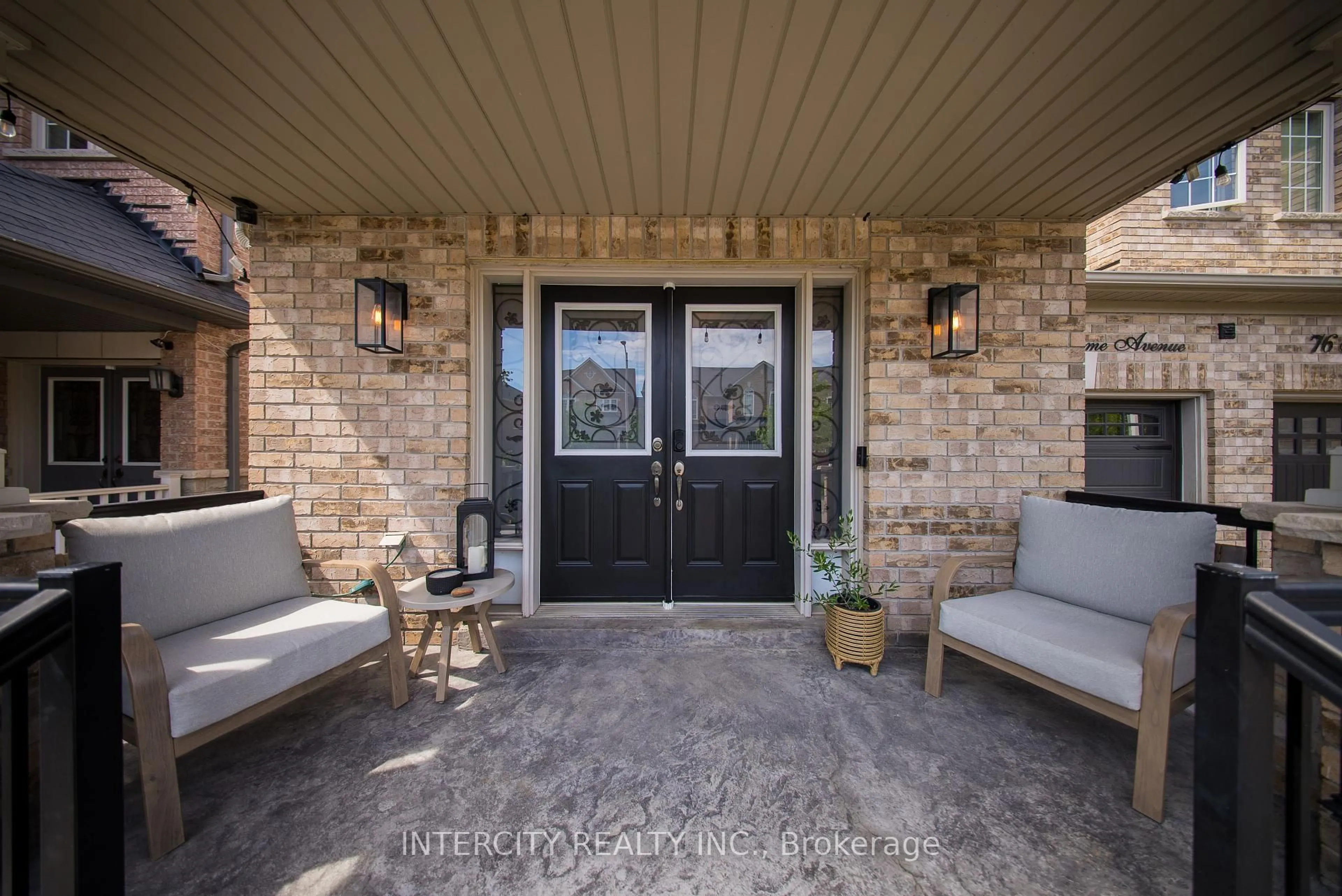 Indoor entryway for 74 Terme Ave, Vaughan Ontario L4H 0R7