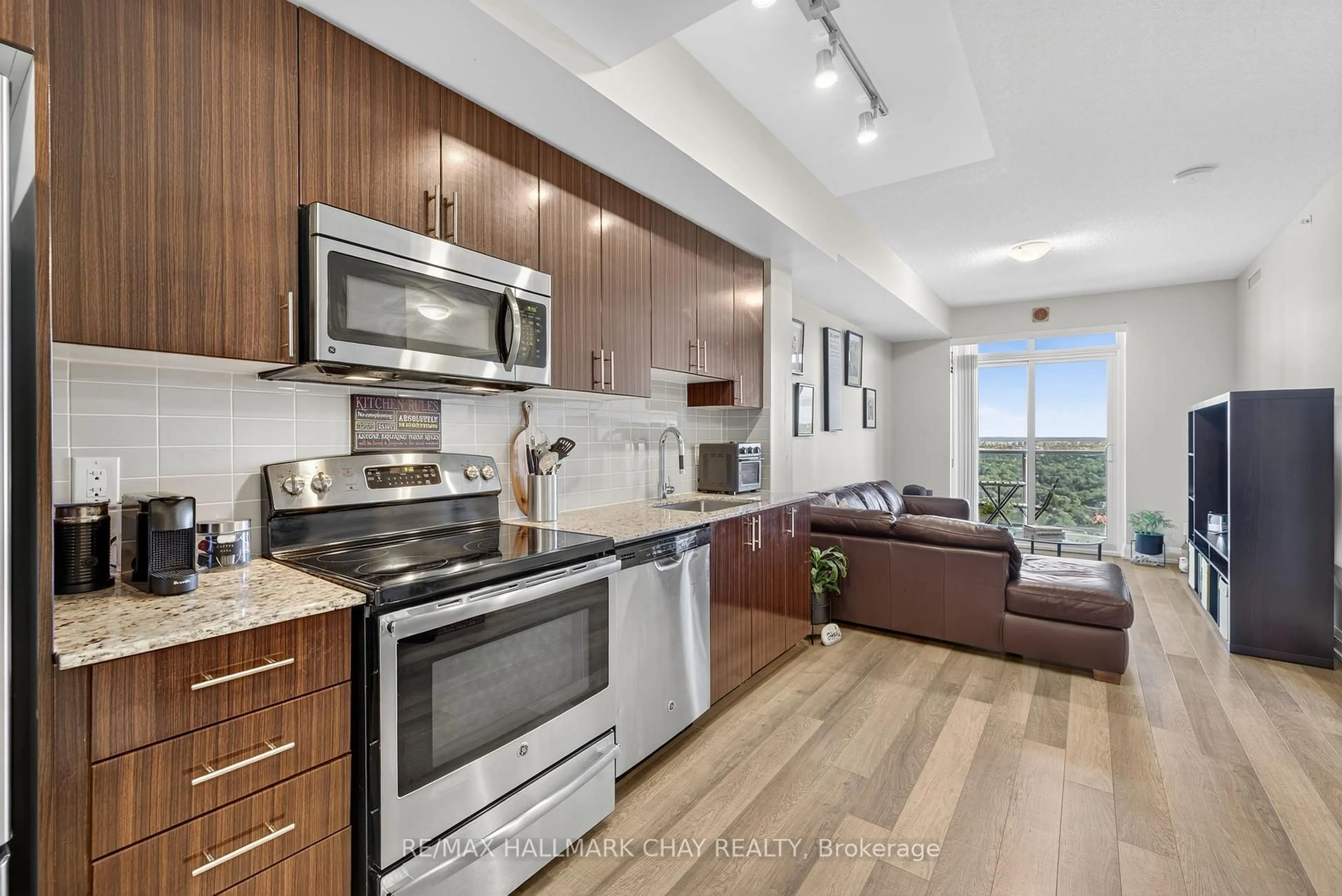 Open concept kitchen, unknown for 7171 Yonge St #2105, Markham Ontario L3T 0C5