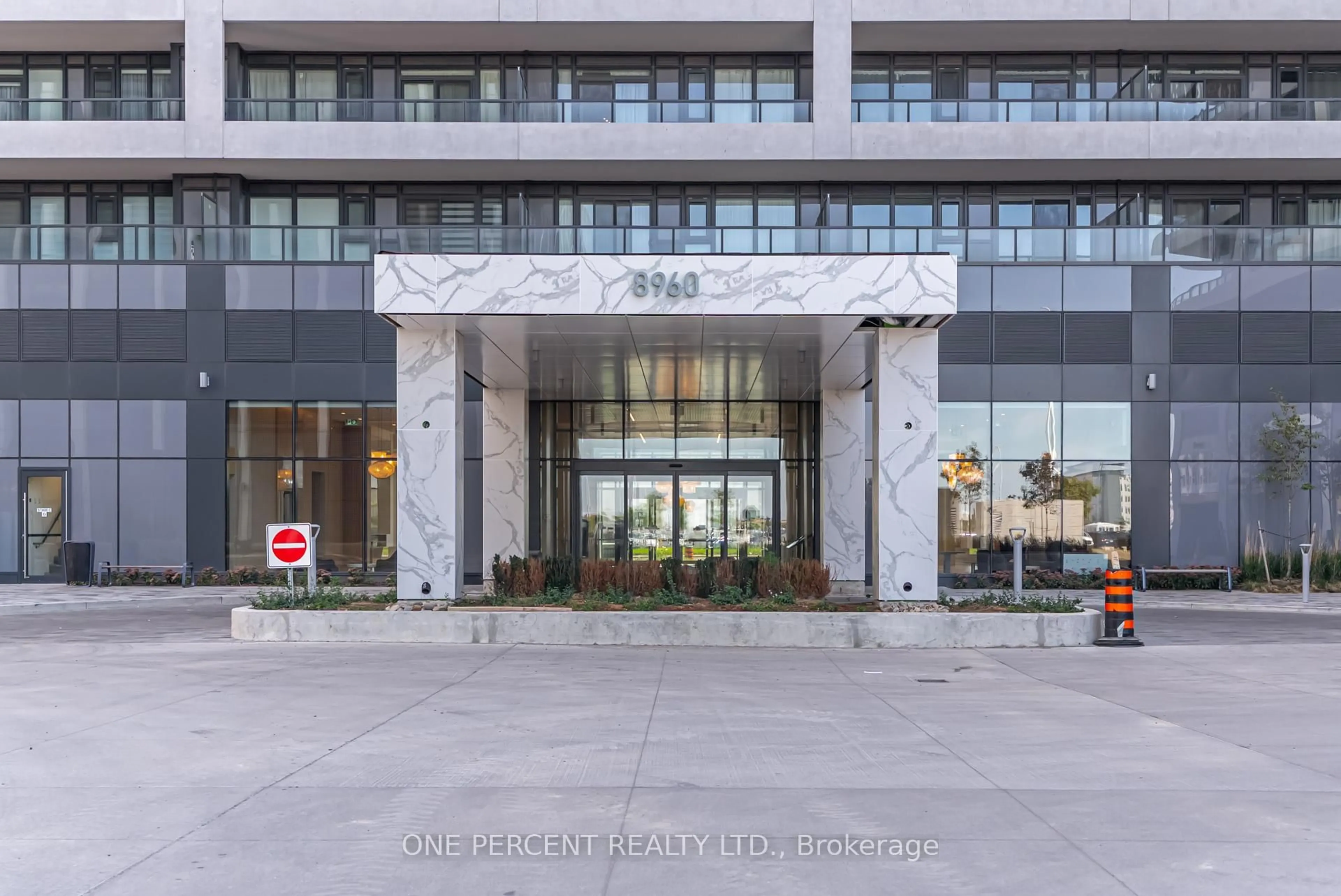 Unknown for 8960 Jane St #1910, Vaughan Ontario L4K 2M9