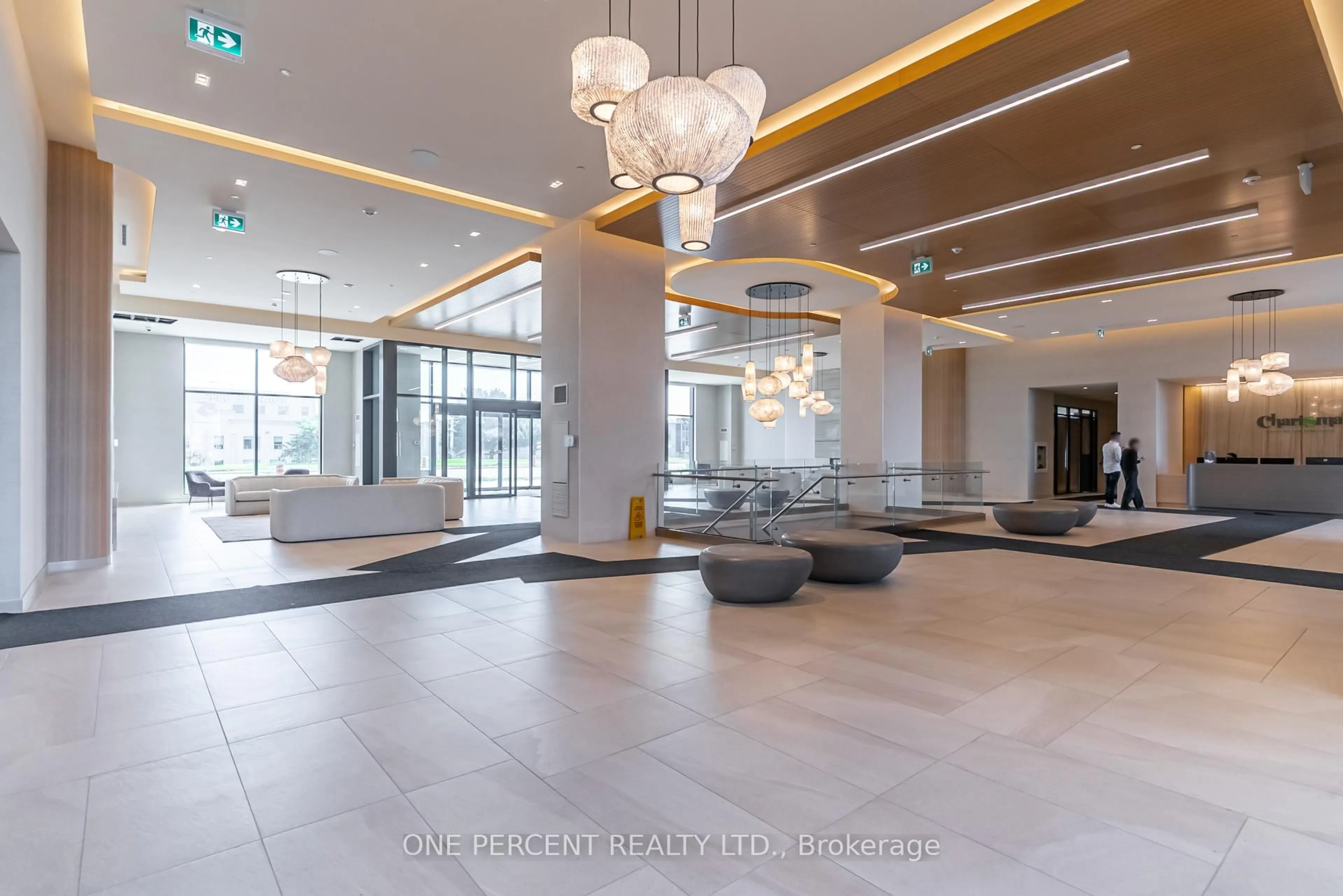 Lobby for 8960 Jane St #1910, Vaughan Ontario L4K 2M9