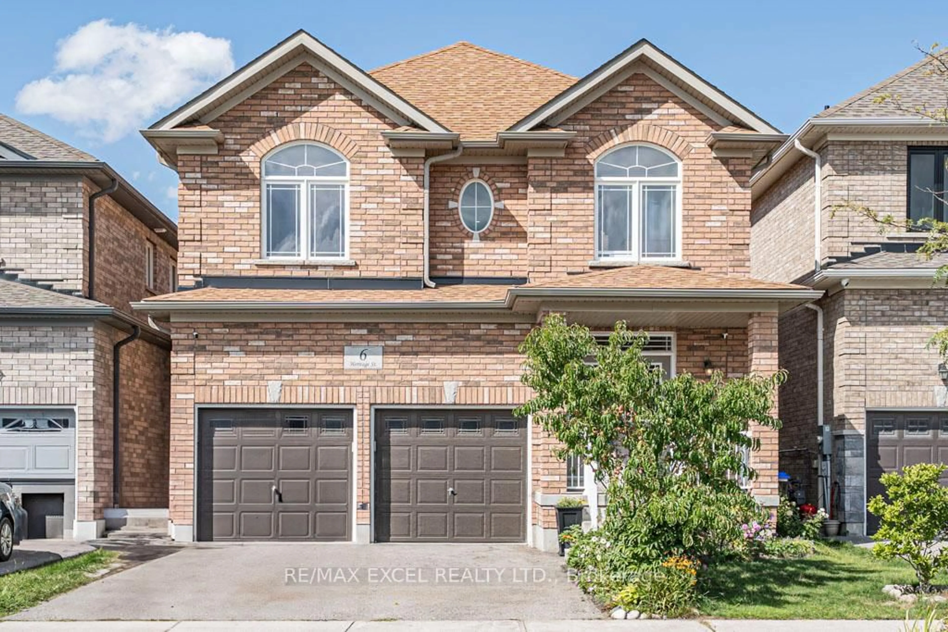 Home with brick exterior material, street for 6 Heritage St, Bradford West Gwillimbury Ontario L3Z 0X5