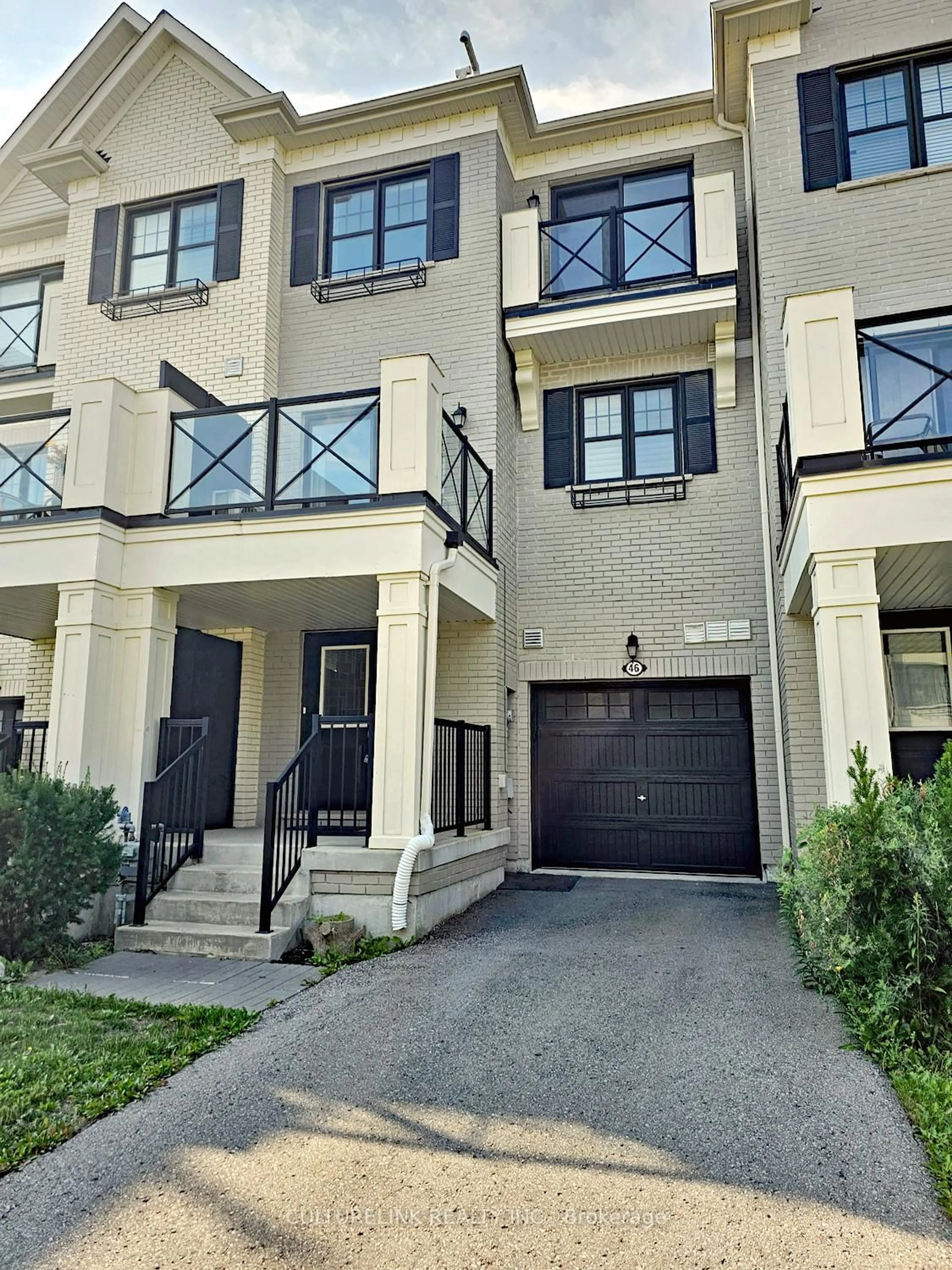 Unknown for 46 Boadway Cres, Whitchurch-Stouffville Ontario L4A 1Y3