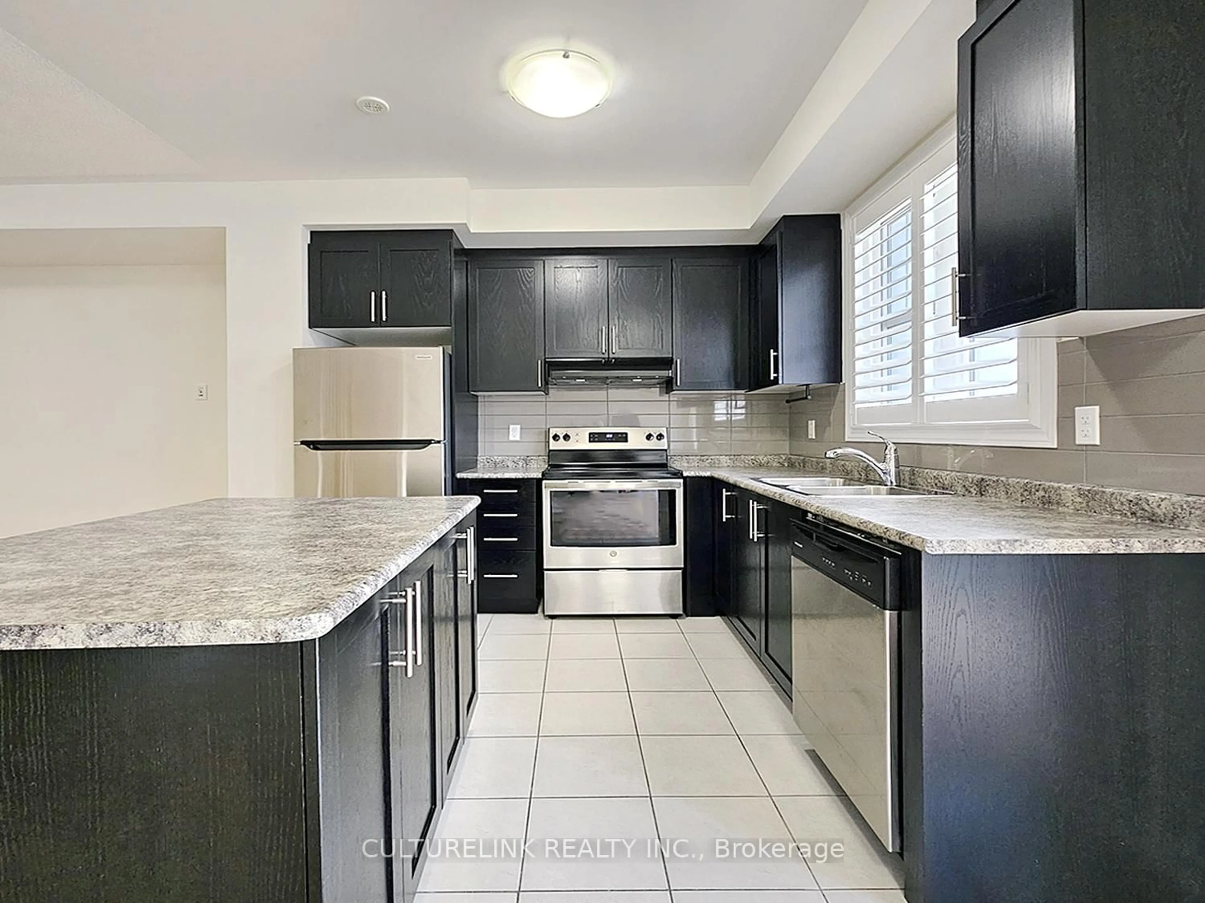 Unknown for 46 Boadway Cres, Whitchurch-Stouffville Ontario L4A 1Y3