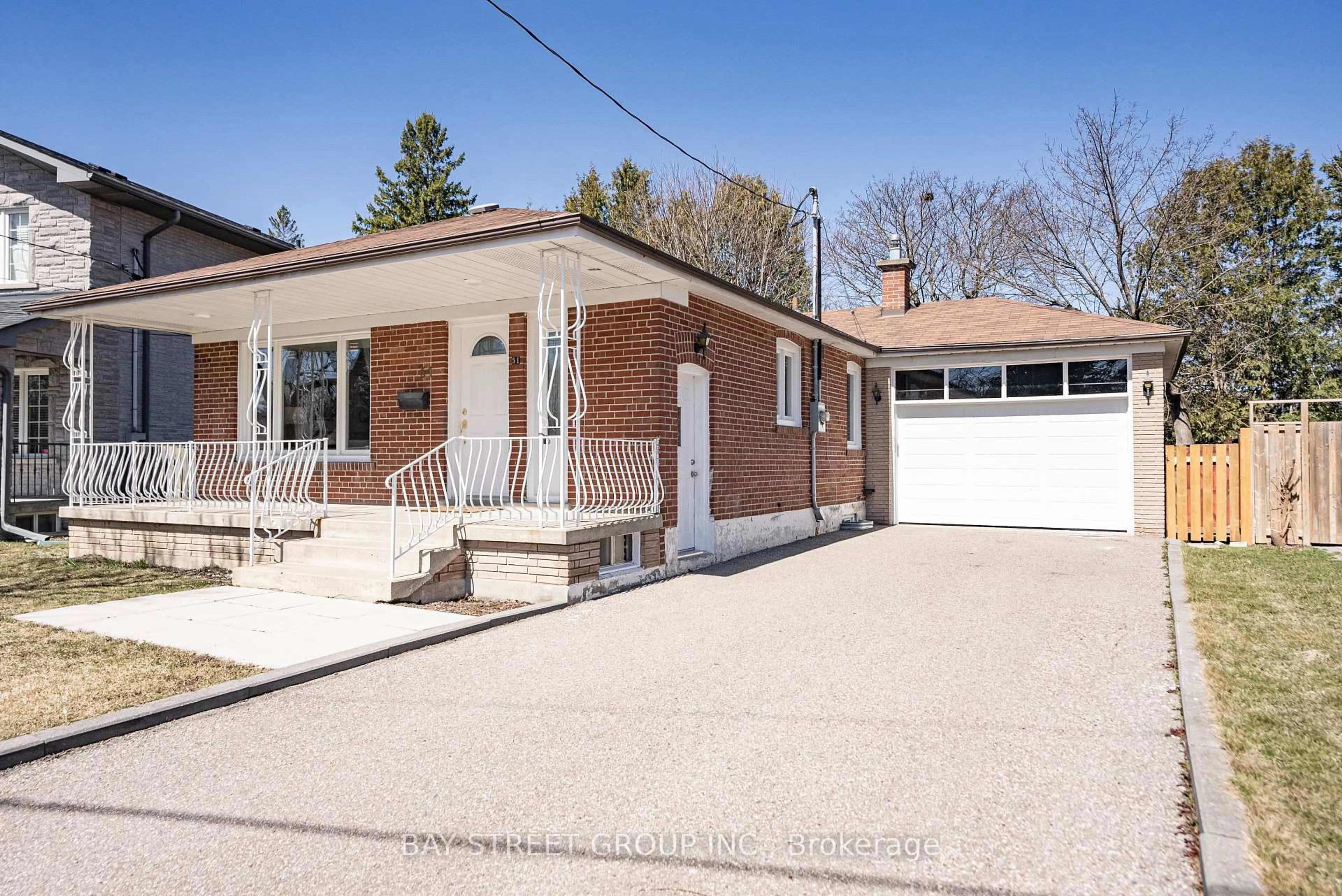 Home with brick exterior material, street for 51 Rockport Cres, Richmond Hill Ontario L4C 2L7