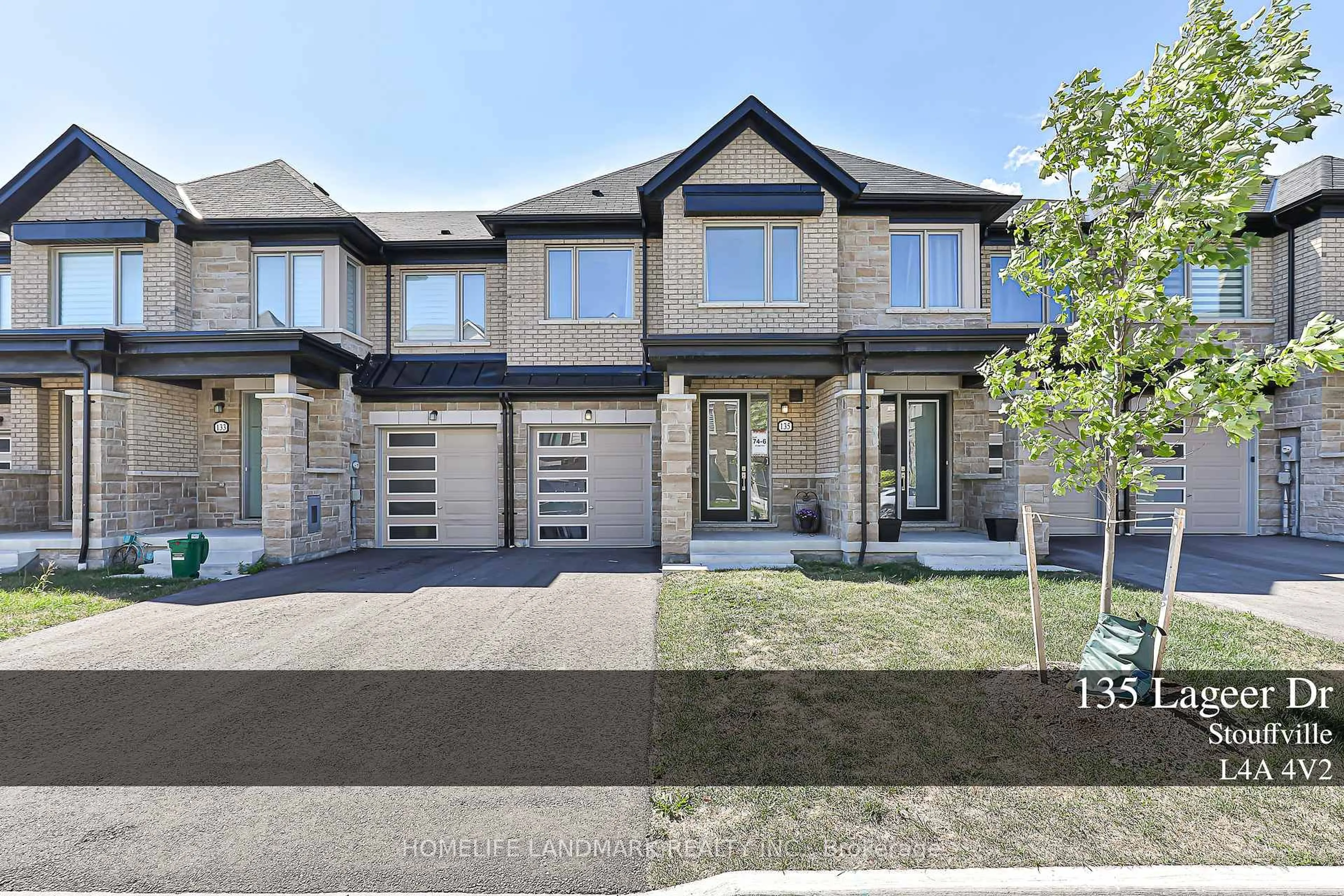 Home with brick exterior material, street for 135 Lageer Dr, Whitchurch-Stouffville Ontario L4A 4V2