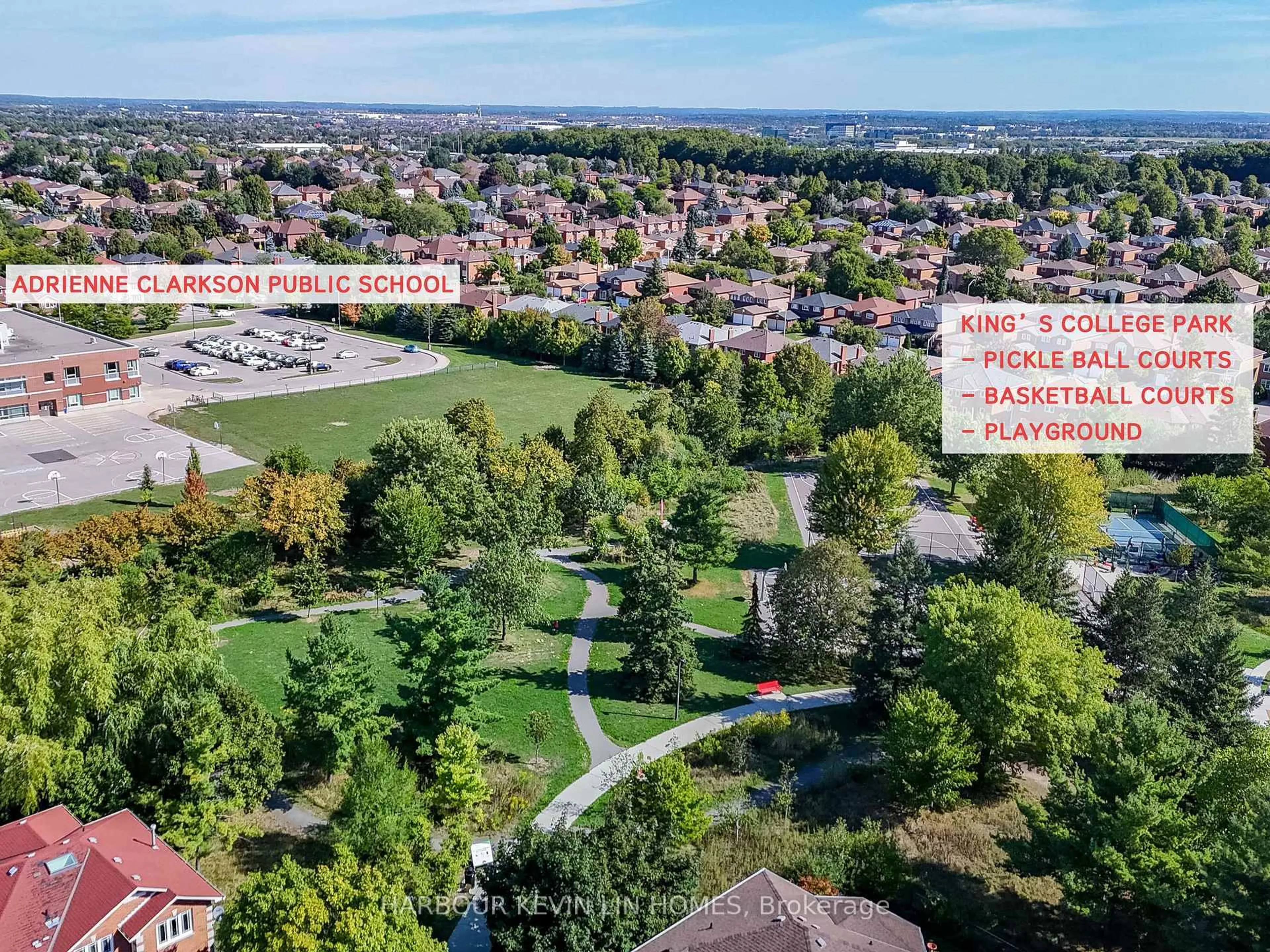 A pic from outside/outdoor area/front of a property/back of a property/a pic from drone, mountain view for 39 Kew Gdns, Richmond Hill Ontario L4B 1R6