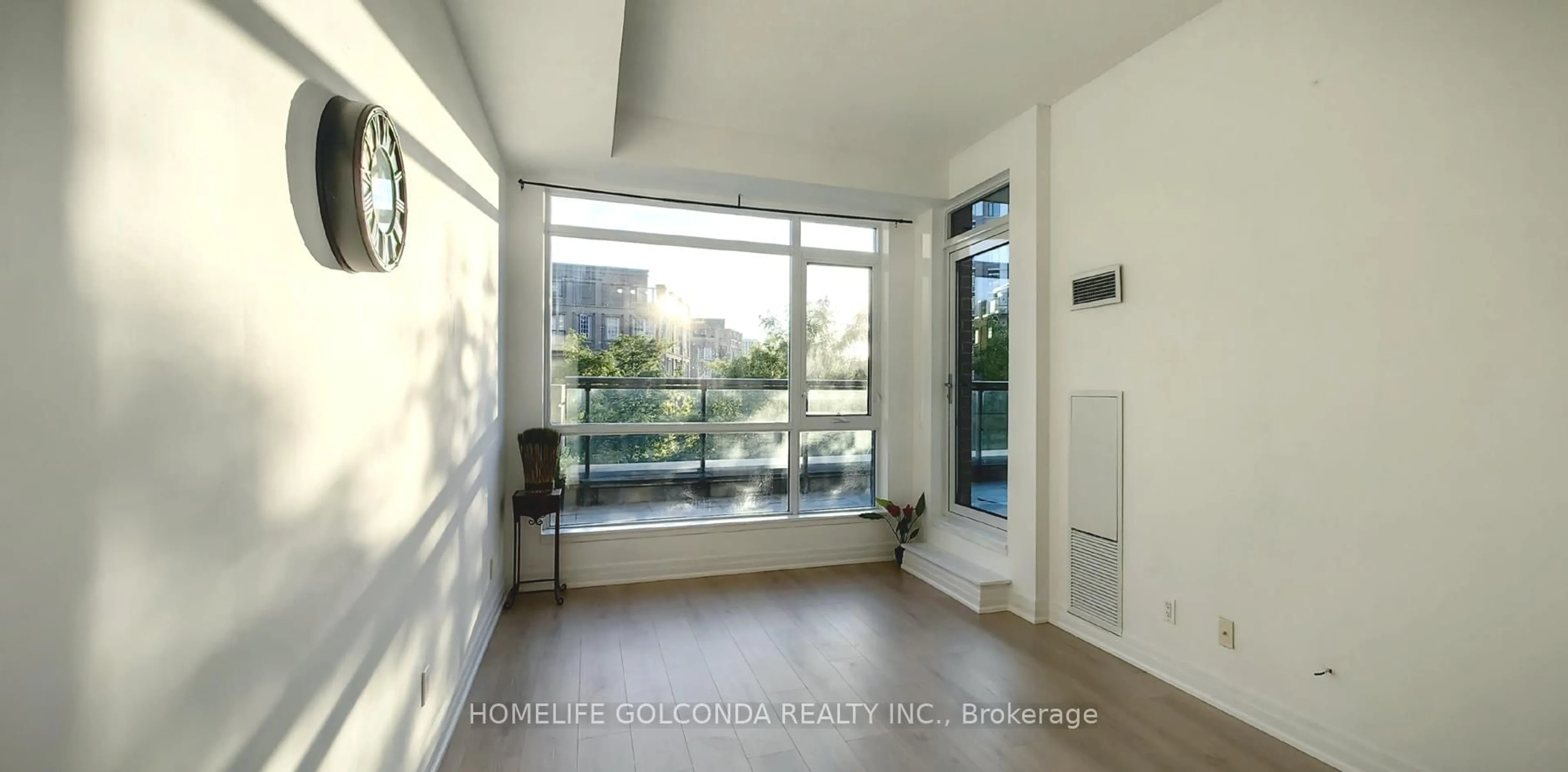Unknown for 8130 Birchmount Rd #215, Markham Ontario L6G 0E4