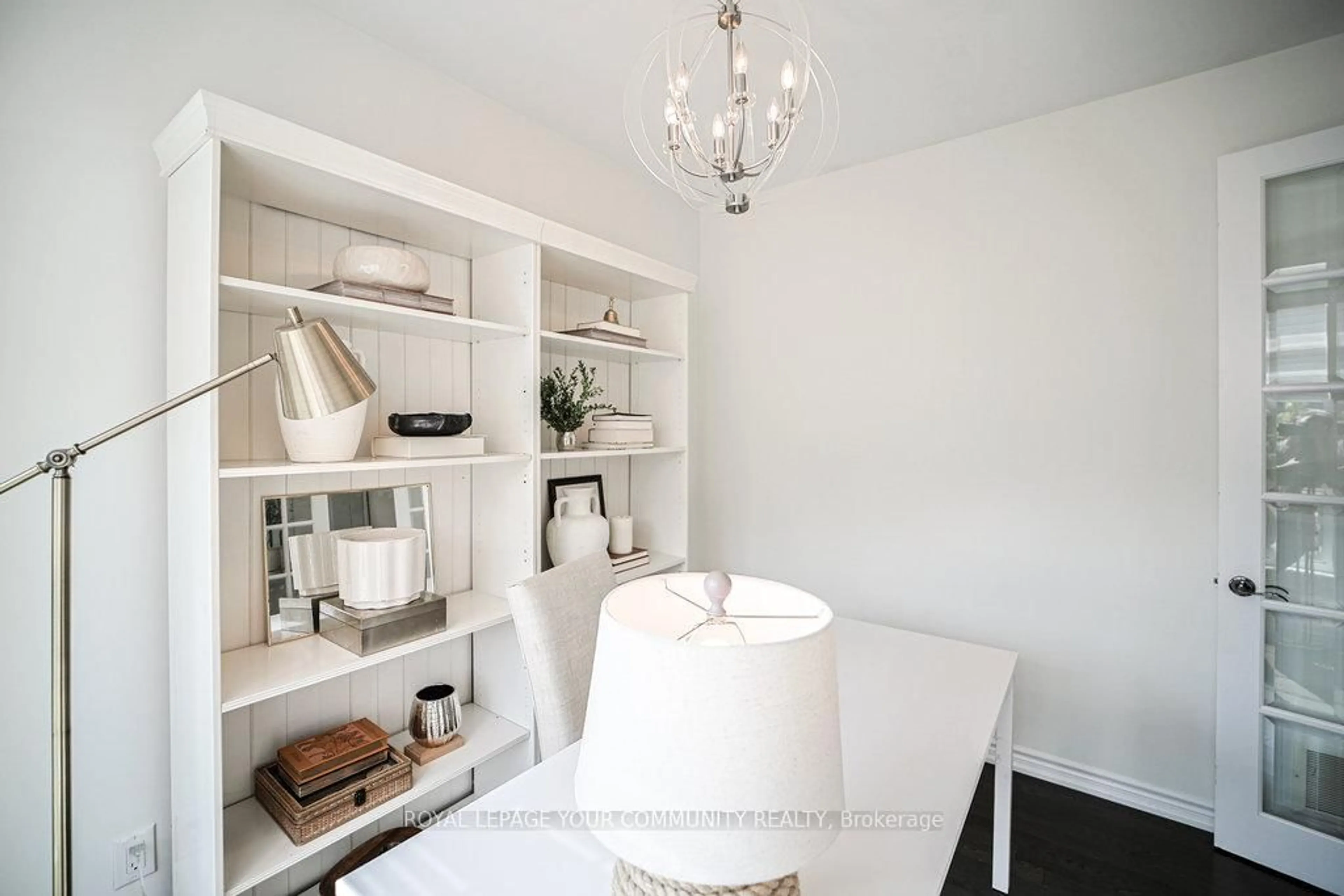 Unknown for 33 Deepwood Cres, East Gwillimbury Ontario L9N 0L6