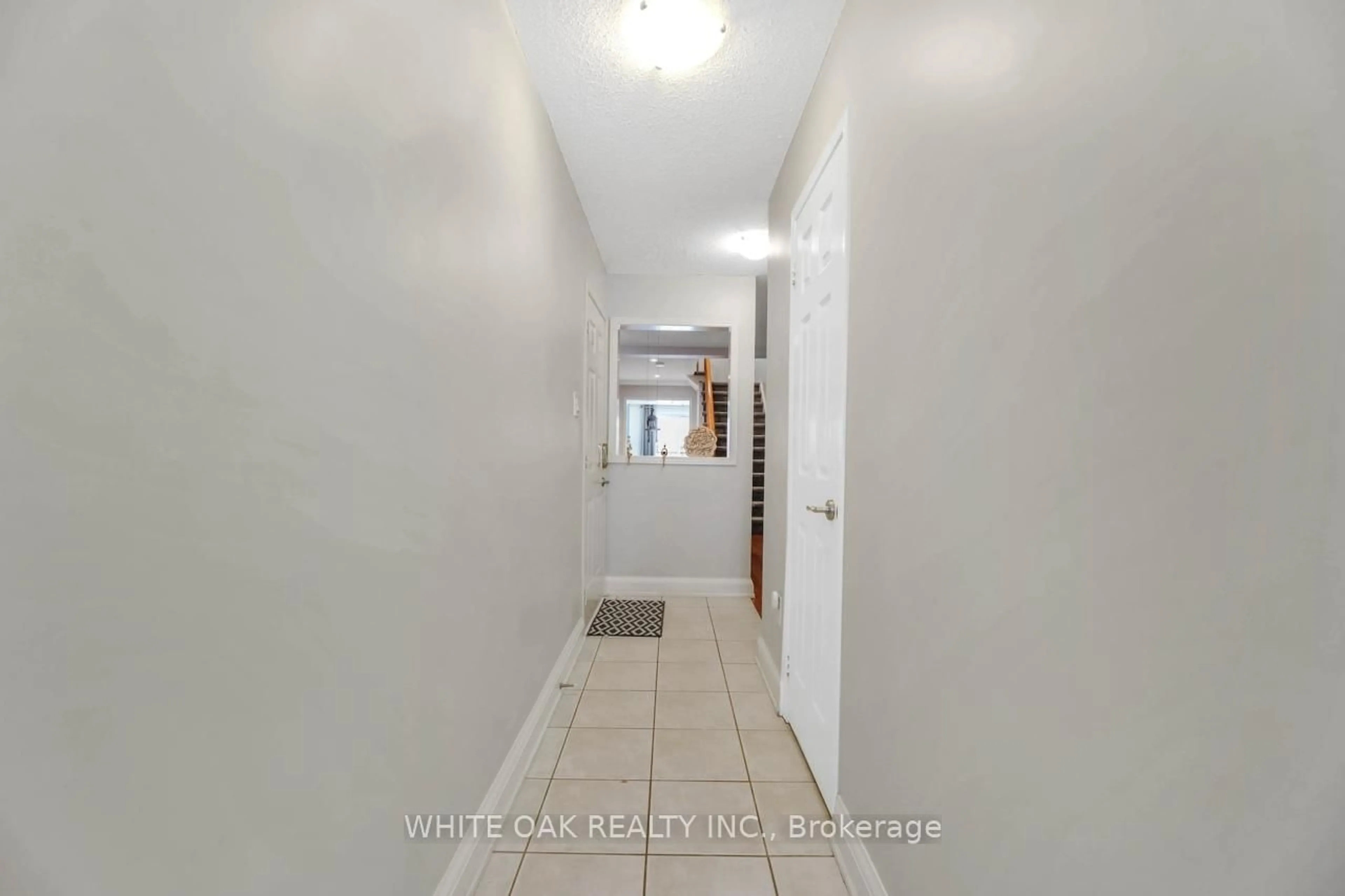 Unknown for 43 Sassafras Circ, Vaughan Ontario L4J 8M7