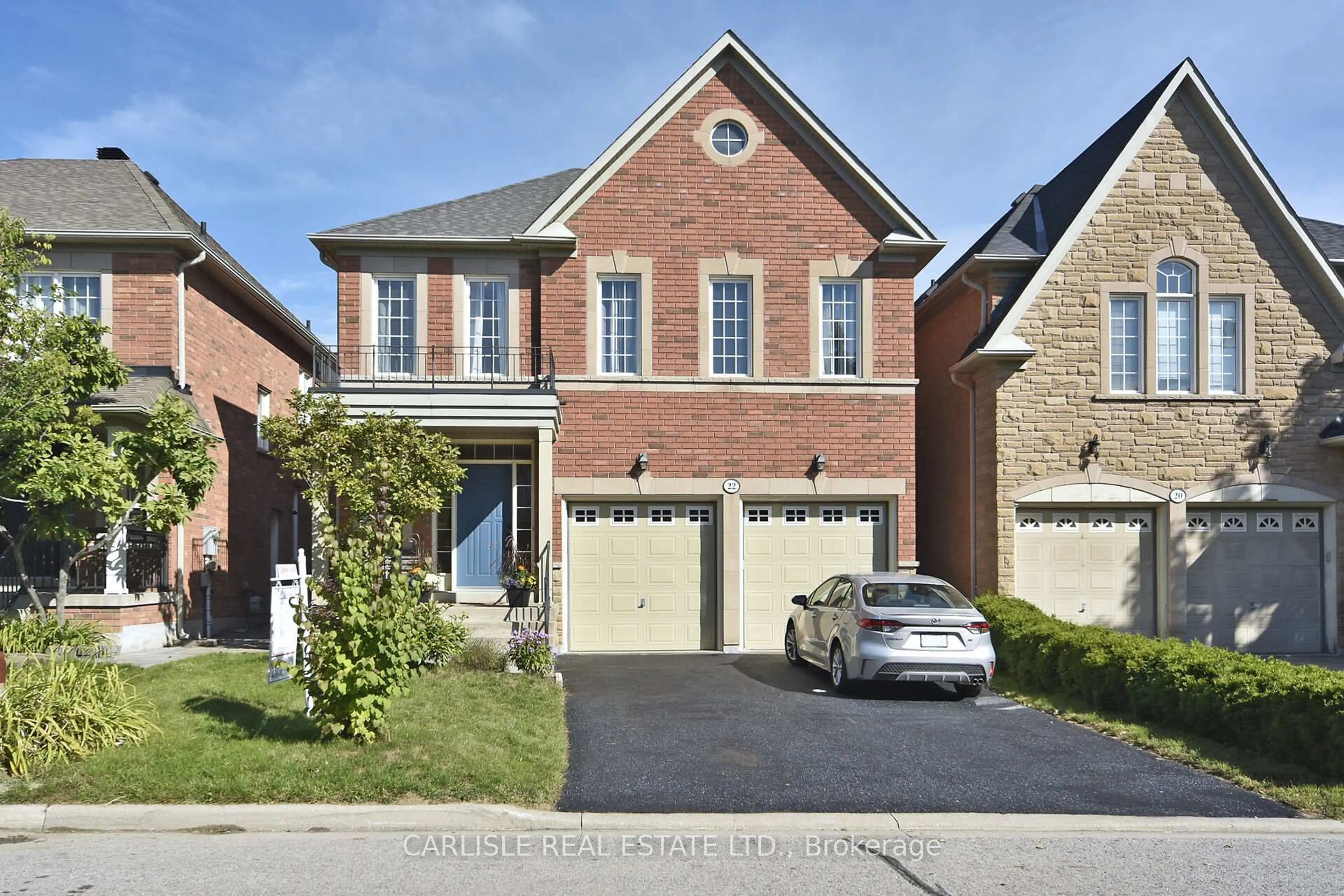 Home with brick exterior material, street for 22 Carnoustie Cres, Richmond Hill Ontario L4E 0A1
