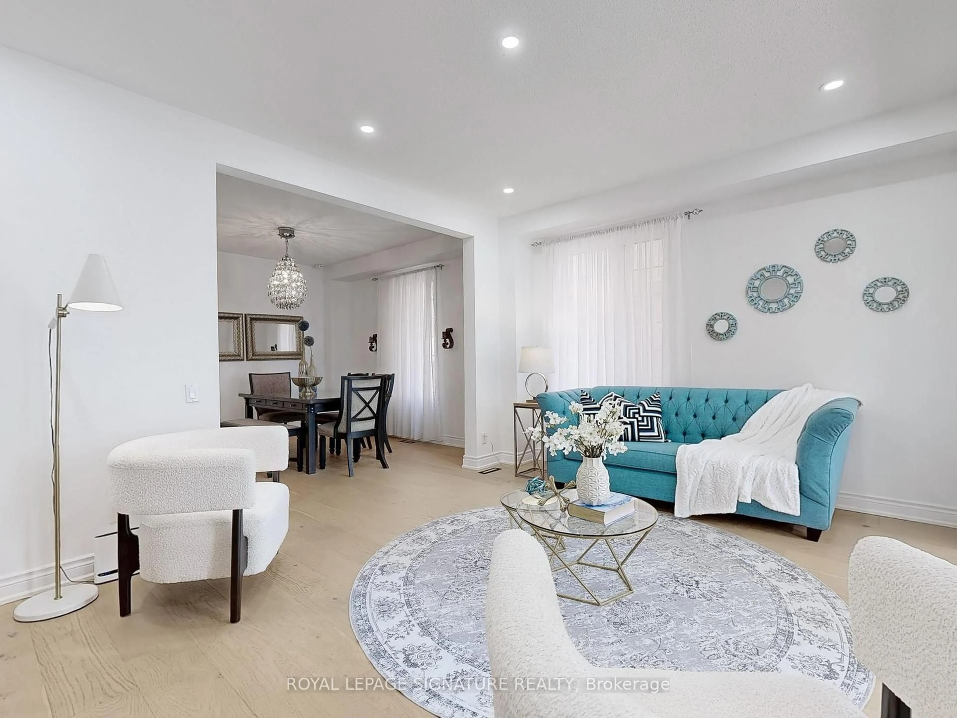 Living room with furniture, unknown for 18 Torah Gate, Vaughan Ontario L6A 0H3