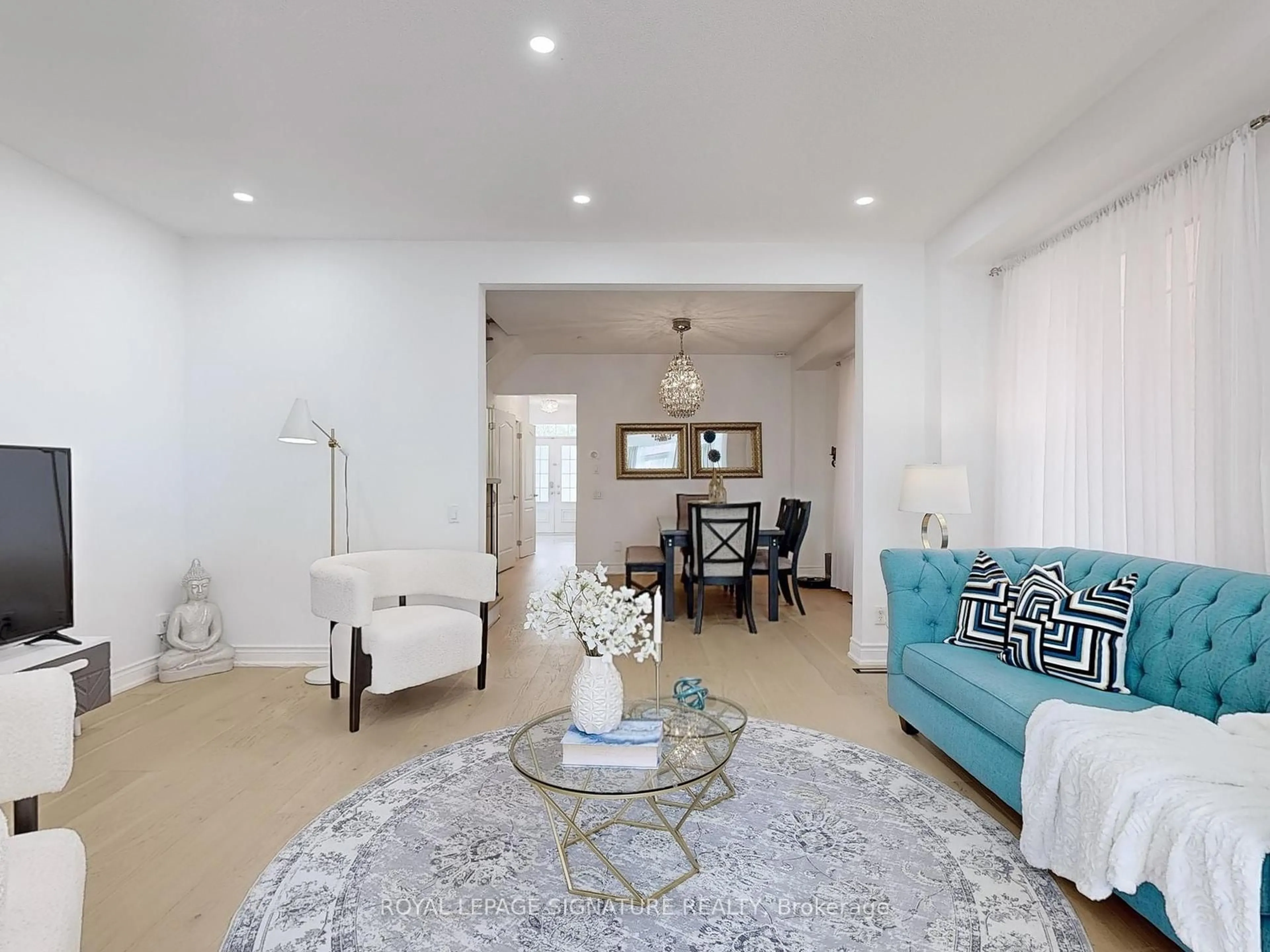 Living room with furniture, unknown for 18 Torah Gate, Vaughan Ontario L6A 0H3