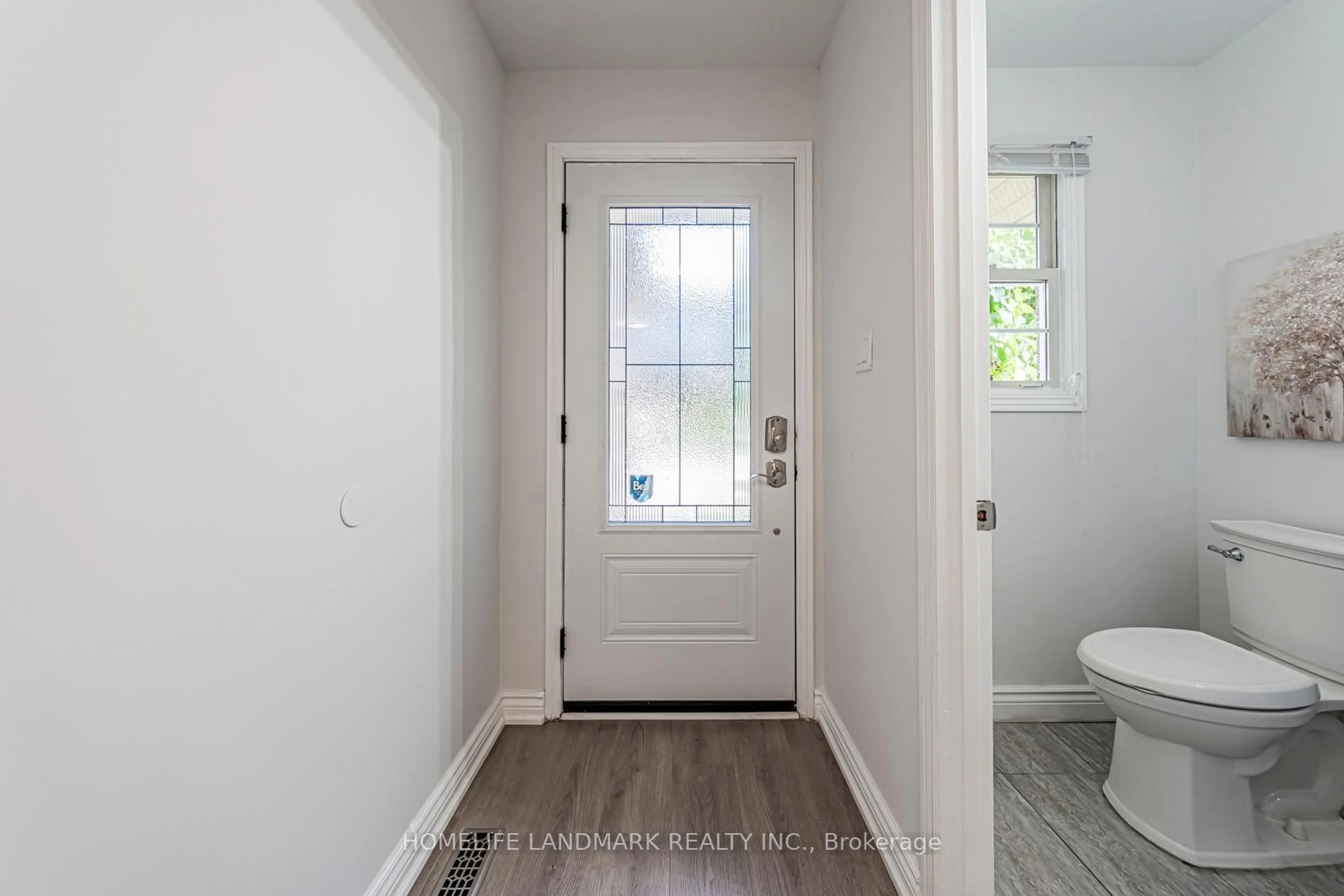 Indoor entryway for 356 Brownridge Dr, Vaughan Ontario L4J 5W9