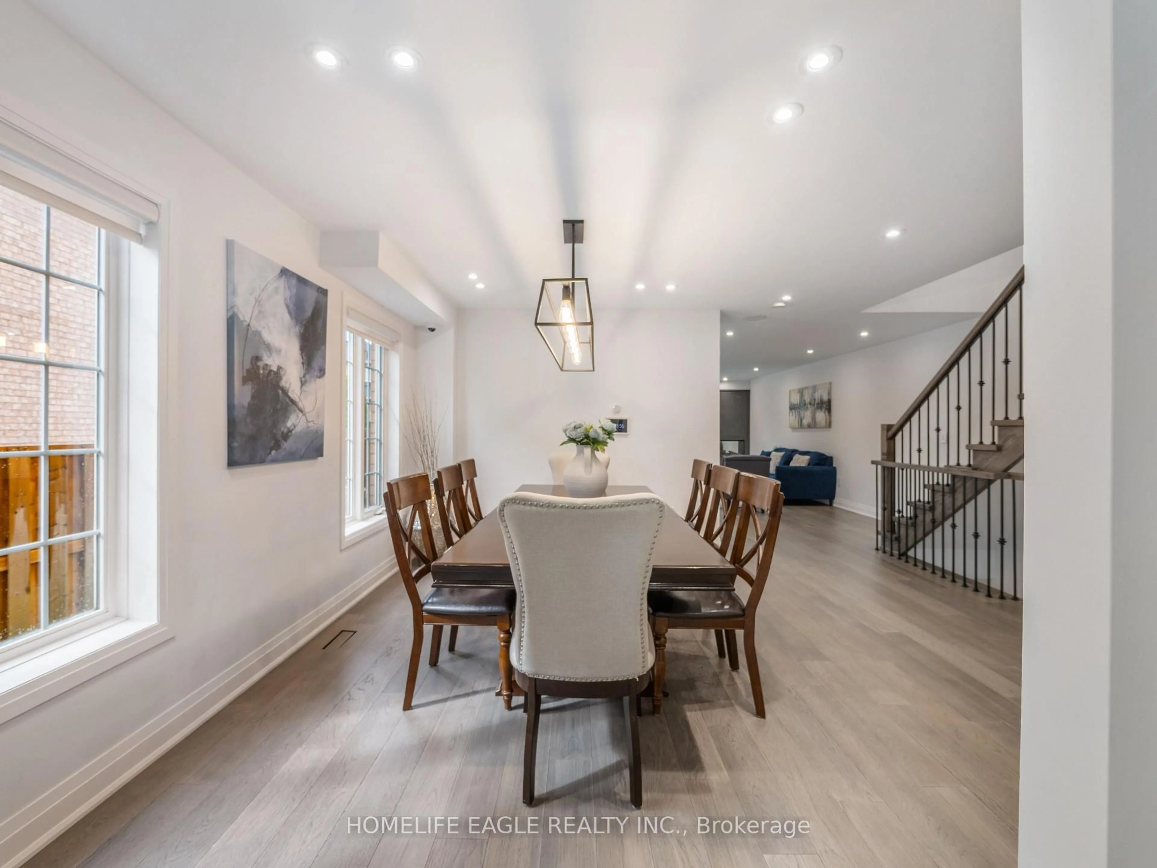 Dining room, unknown for 6 Brightsview Dr, Richmond Hill Ontario L4E 3Z2