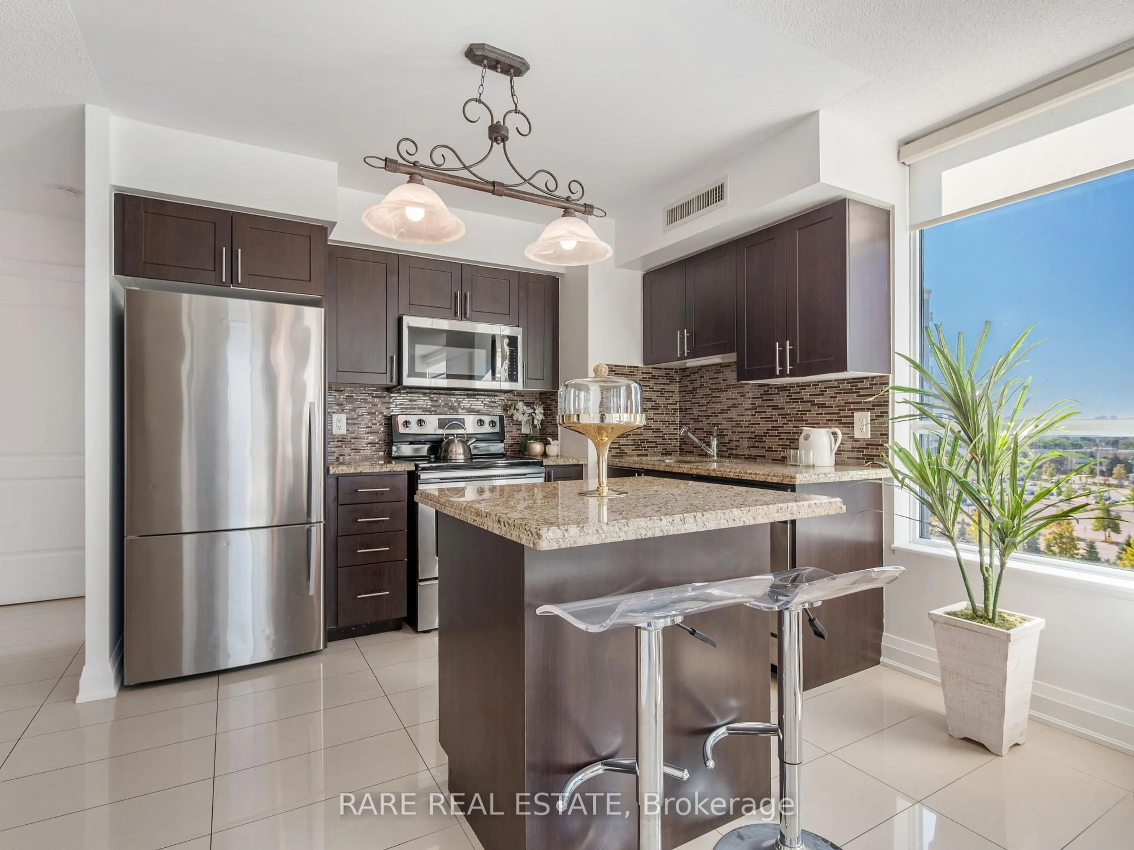 Unknown for 20 North Park Rd #908, Vaughan Ontario L4J 0G7