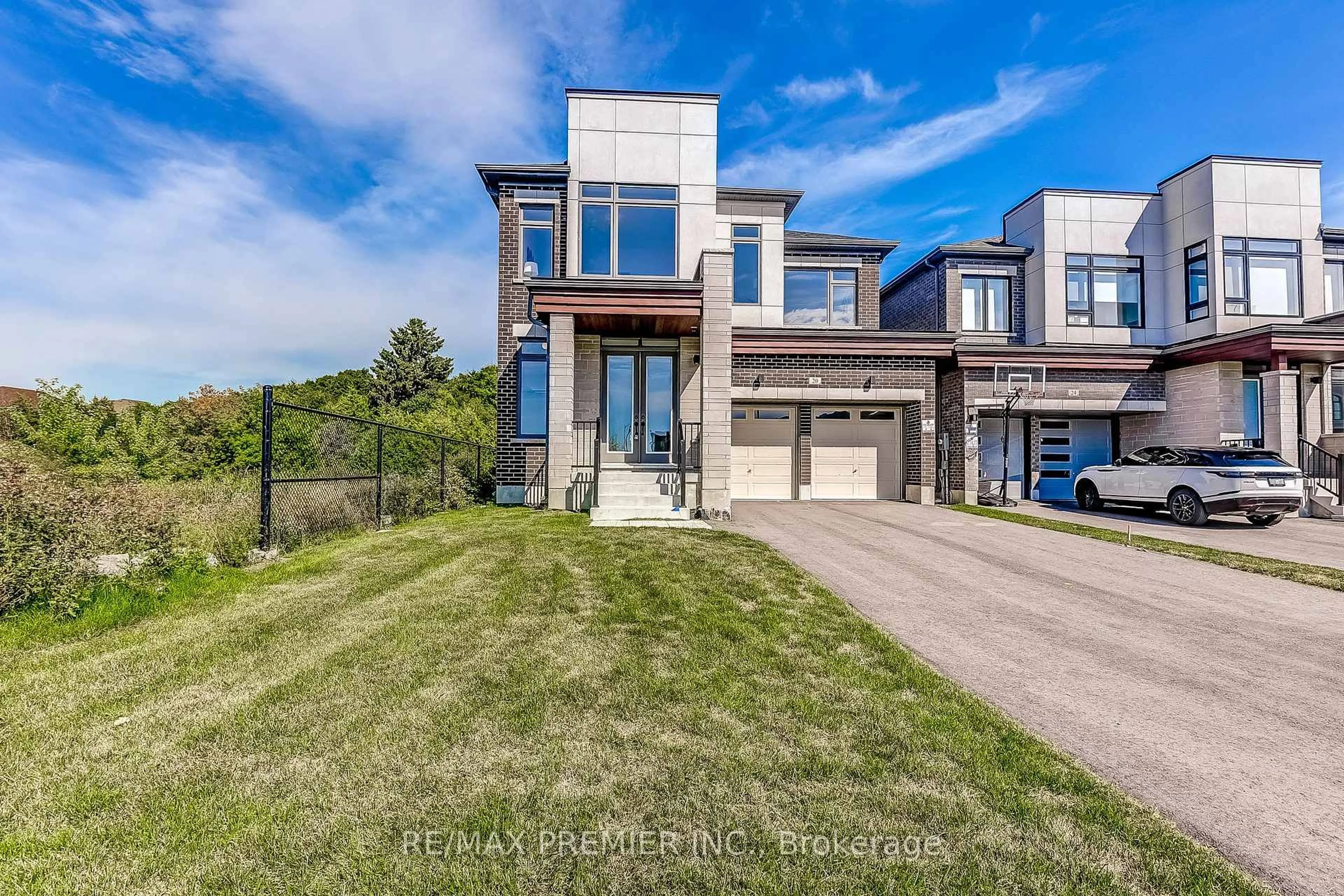 Home with brick exterior material, street for 20 Kesterfarm Pl, Whitchurch-Stouffville Ontario L4A 5C2