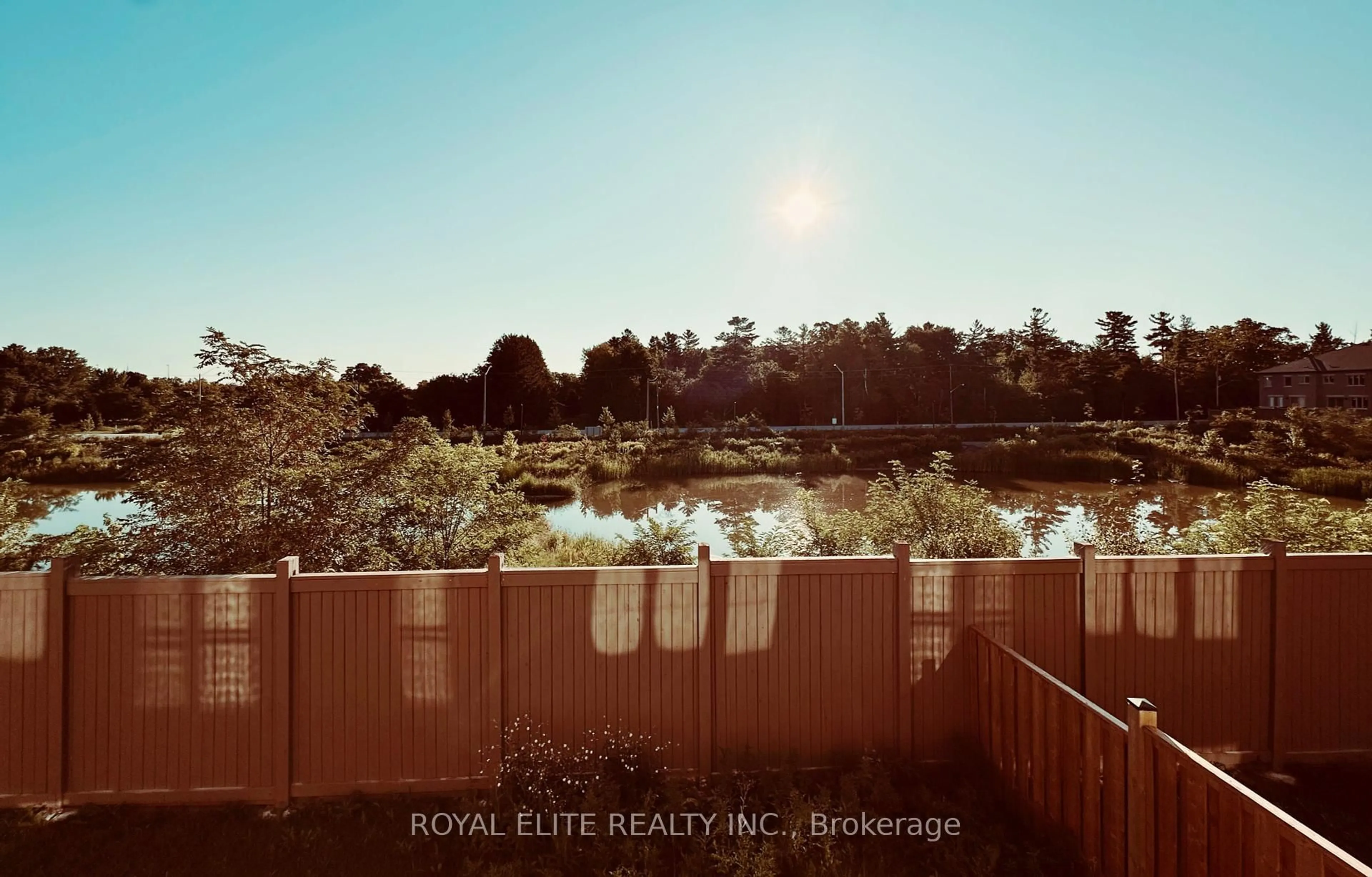 A pic from outside/outdoor area/front of a property/back of a property/a pic from drone, water/lake/river/ocean view for 32 Hercules Club Dr, Richmond Hill Ontario L4E 1K7