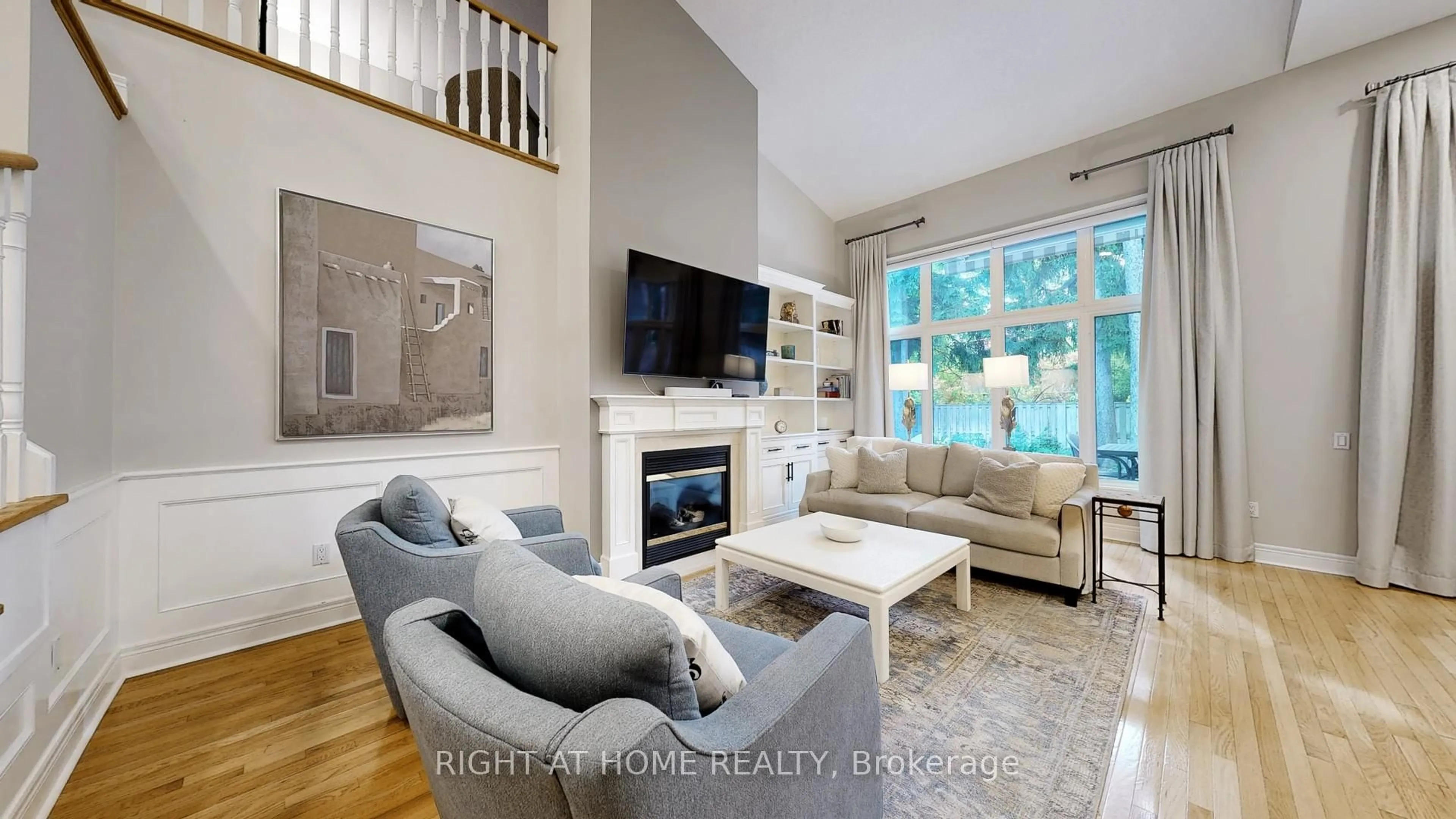 Living room with furniture, unknown for 9 Arlington Way, Markham Ontario L3T 7W9