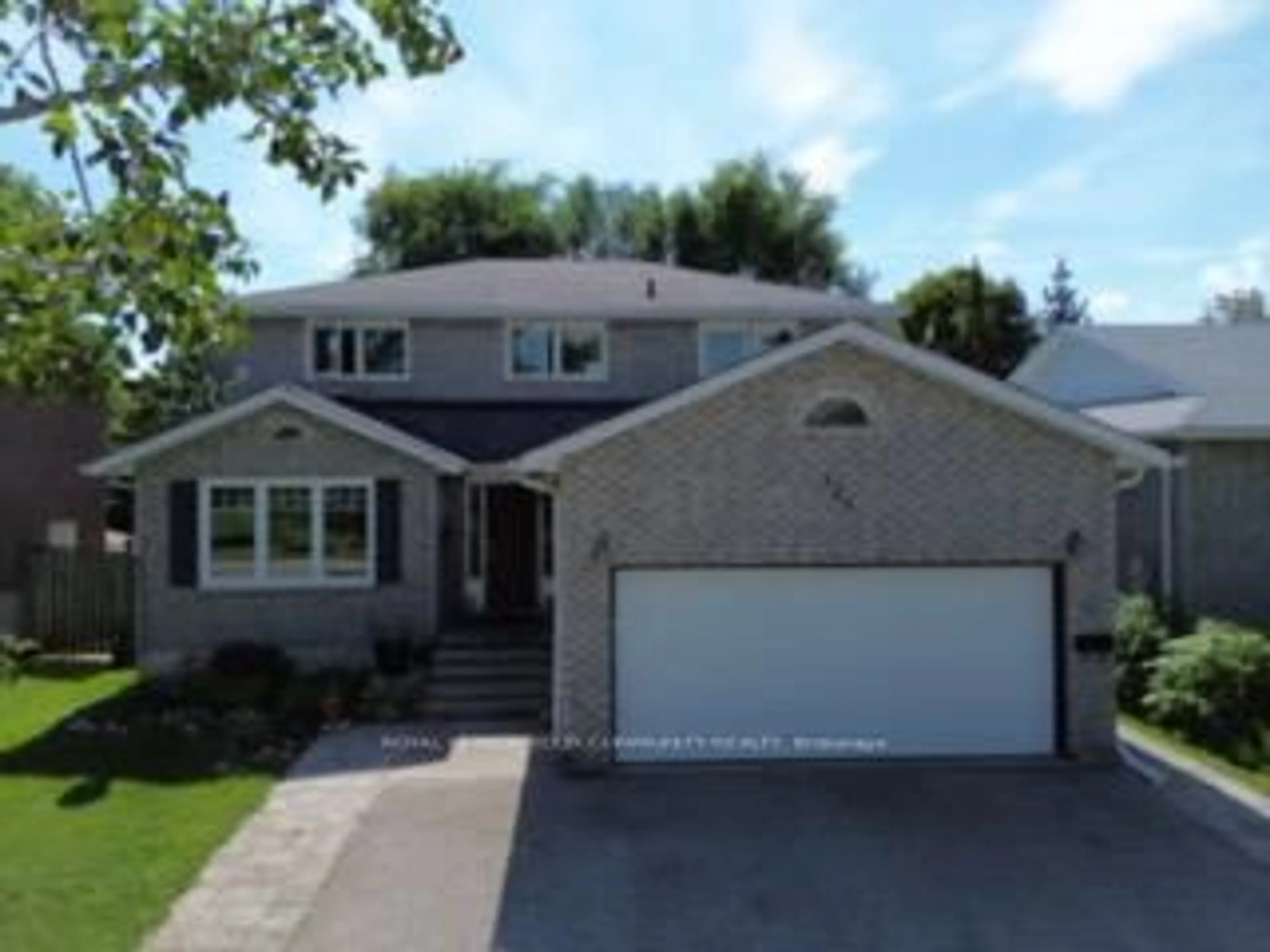 Unknown for 125 Biscayne Blvd, Georgina Ontario L4P 3S2