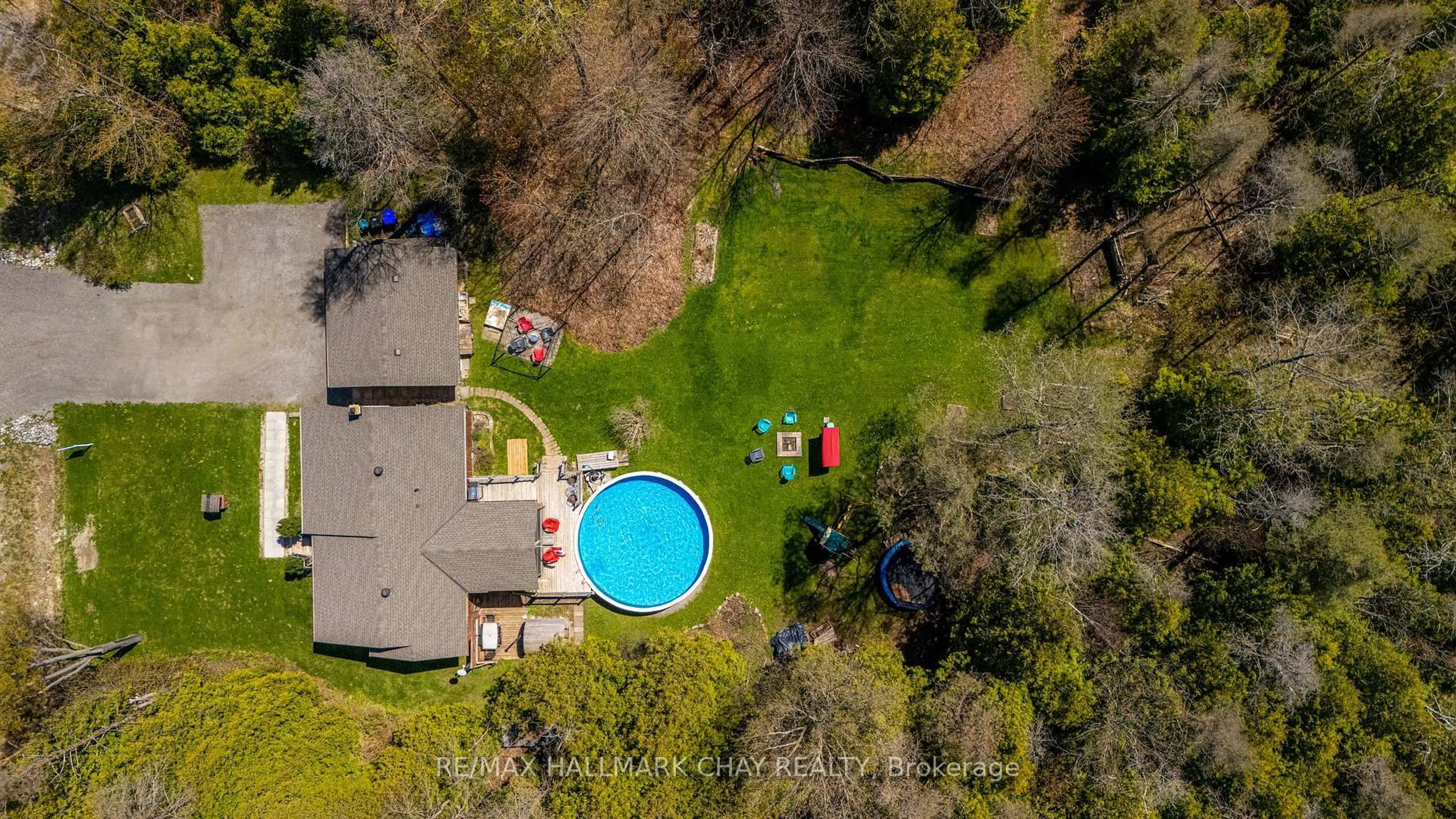 A pic from outside/outdoor area/front of a property/back of a property/a pic from drone, water/lake/river/ocean view for 7912 County Road 56 Rd, Essa Ontario L0M 1T0