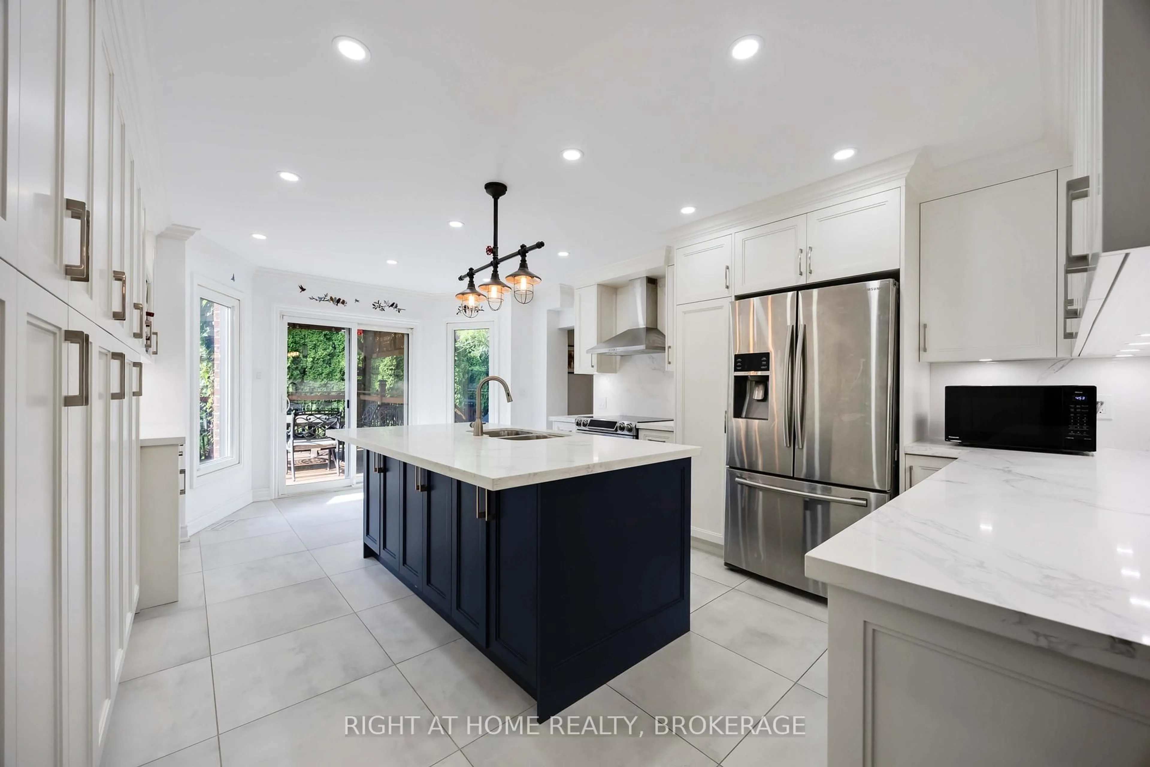 Contemporary kitchen, ceramic/tile floor for 93 Gordon Rowe Cres, Richmond Hill Ontario L4C 8R2