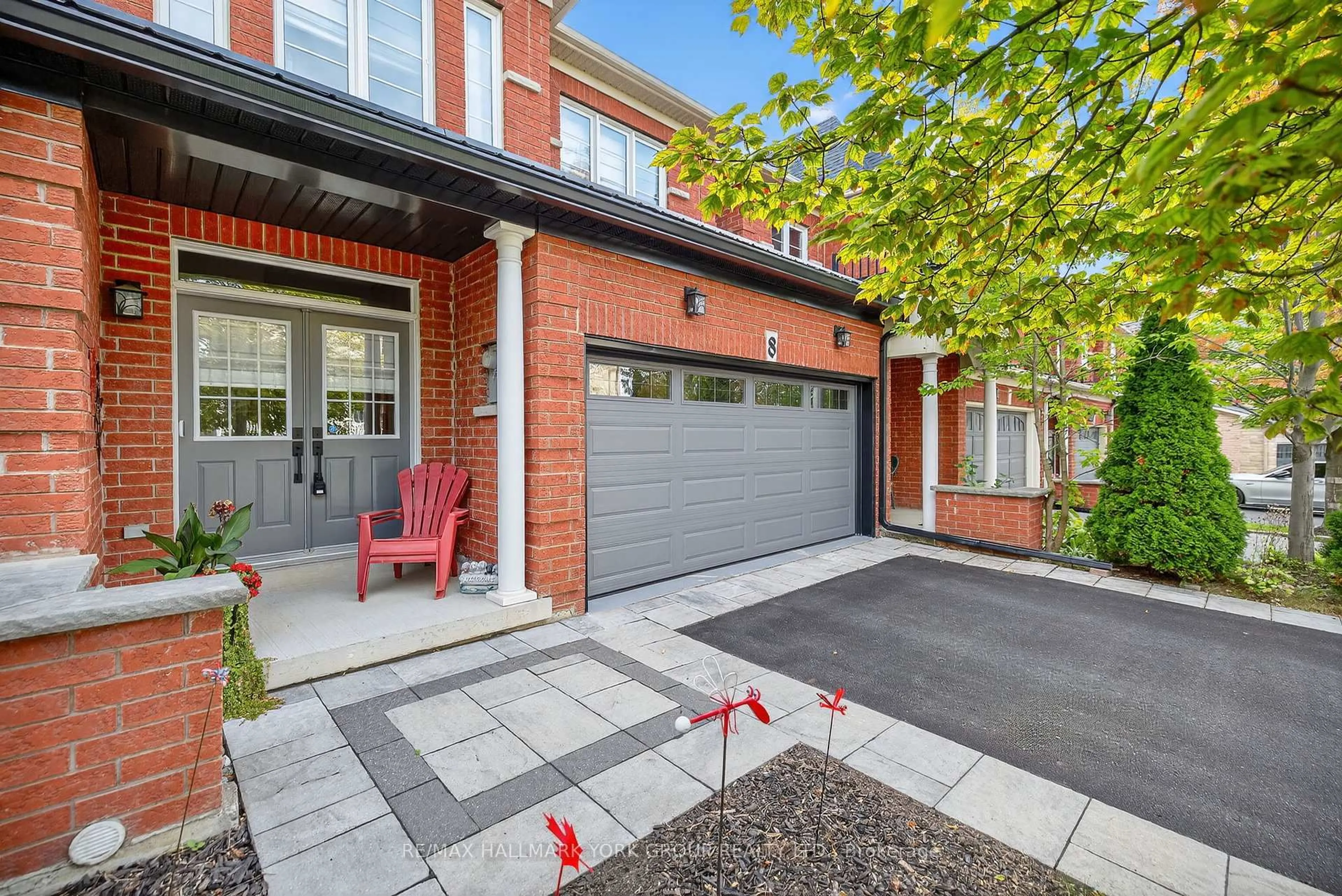 Home with brick exterior material, street for 484 Worthington Ave #8, Richmond Hill Ontario L4E 0E2
