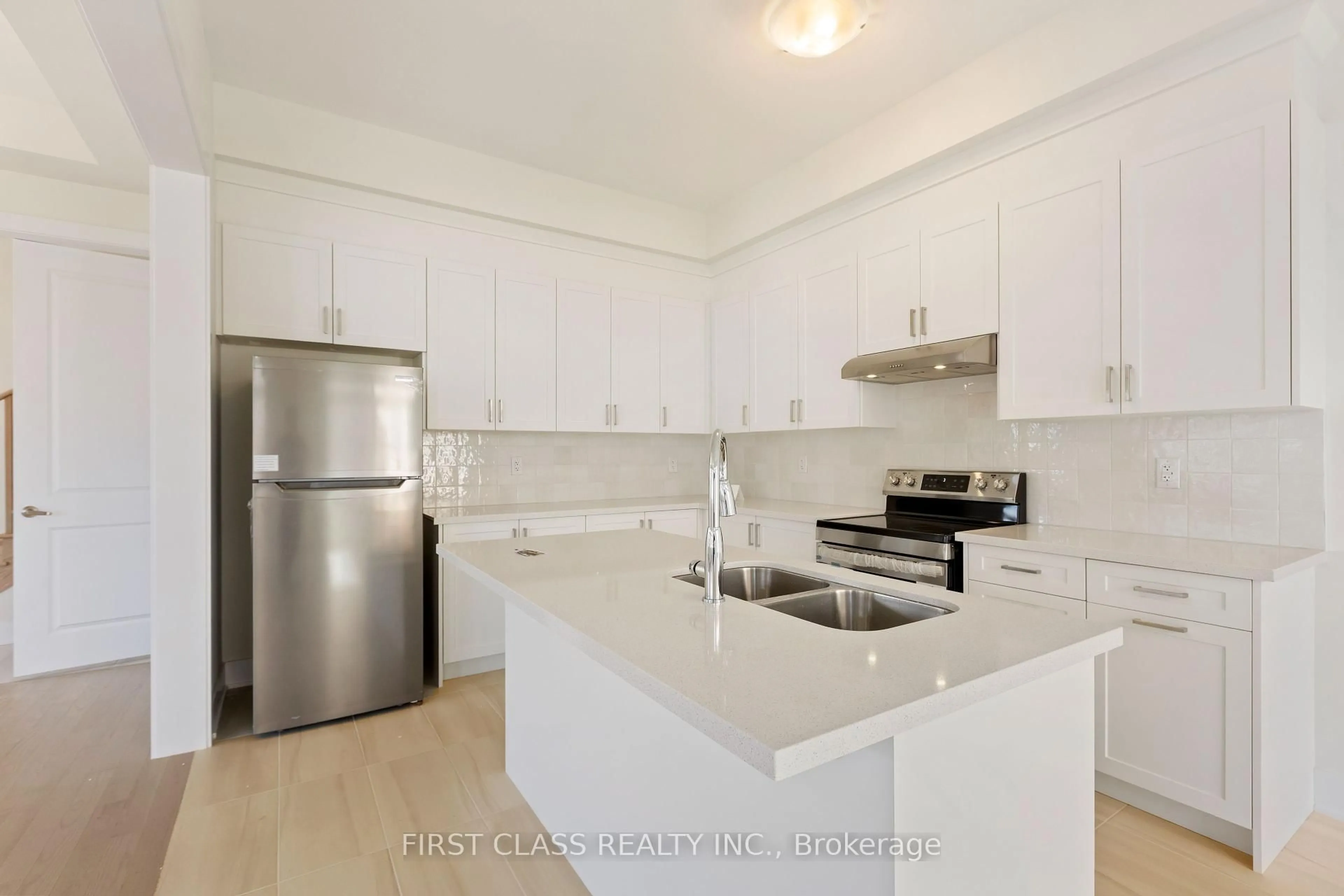 Standard kitchen, unknown for 78 Meizhou Ave, Markham Ontario L3R 0P1