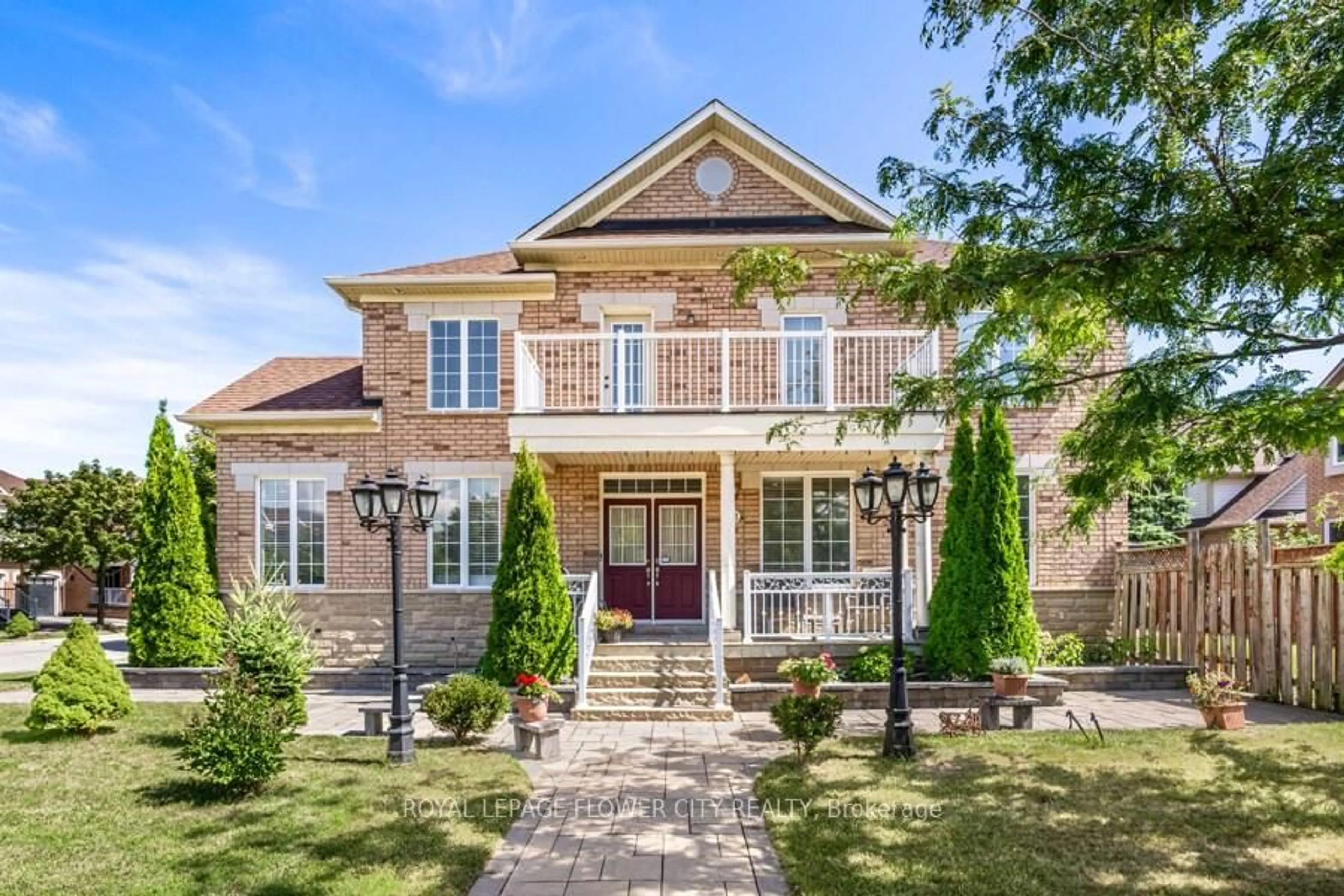 Home with brick exterior material, street for 73 Hollywood Hill Circ, Vaughan Ontario L4H 2P4