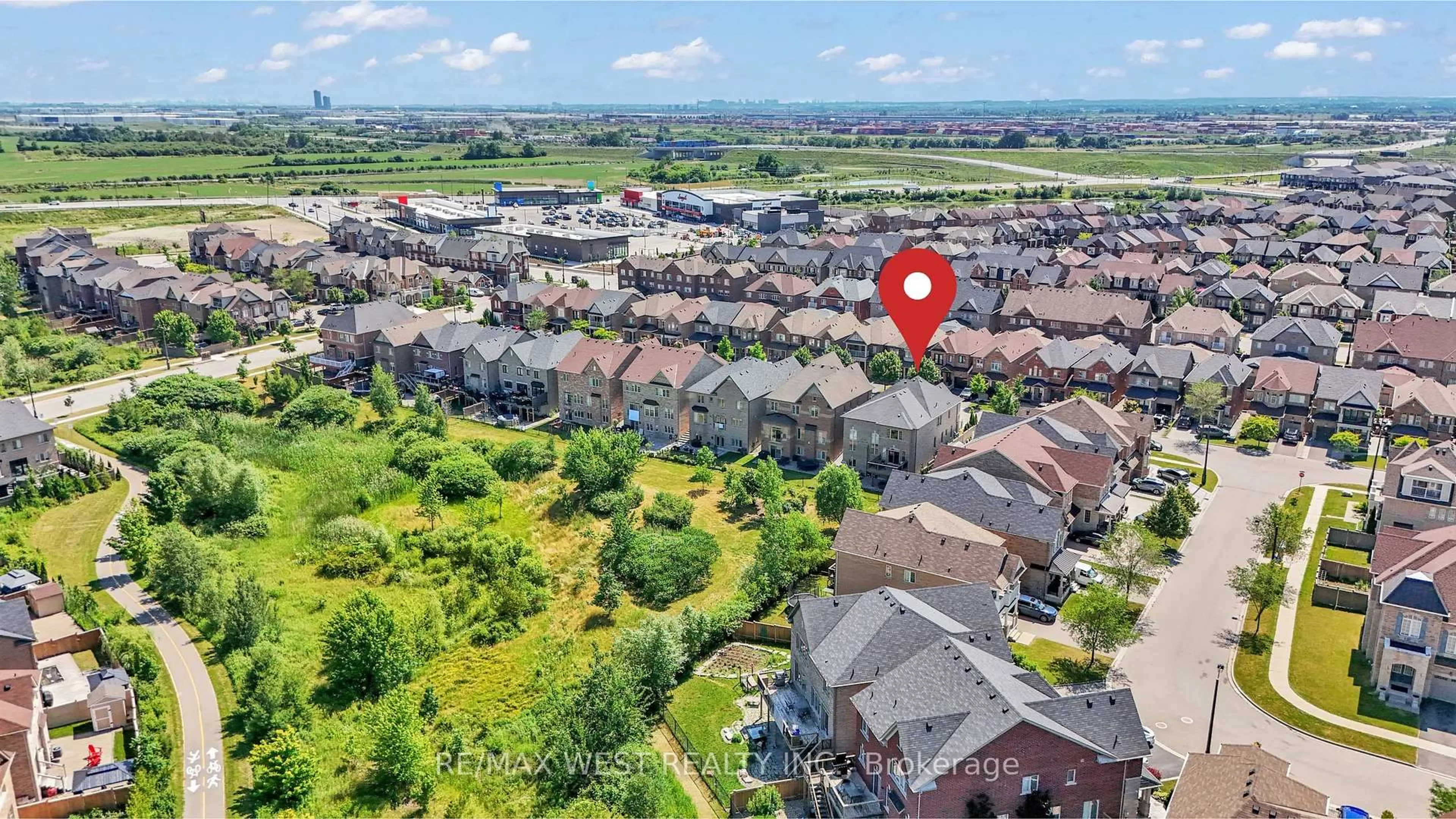A pic from outside/outdoor area/front of a property/back of a property/a pic from drone, street for 41 Pelee Ave, Vaughan Ontario L4H 3Y9