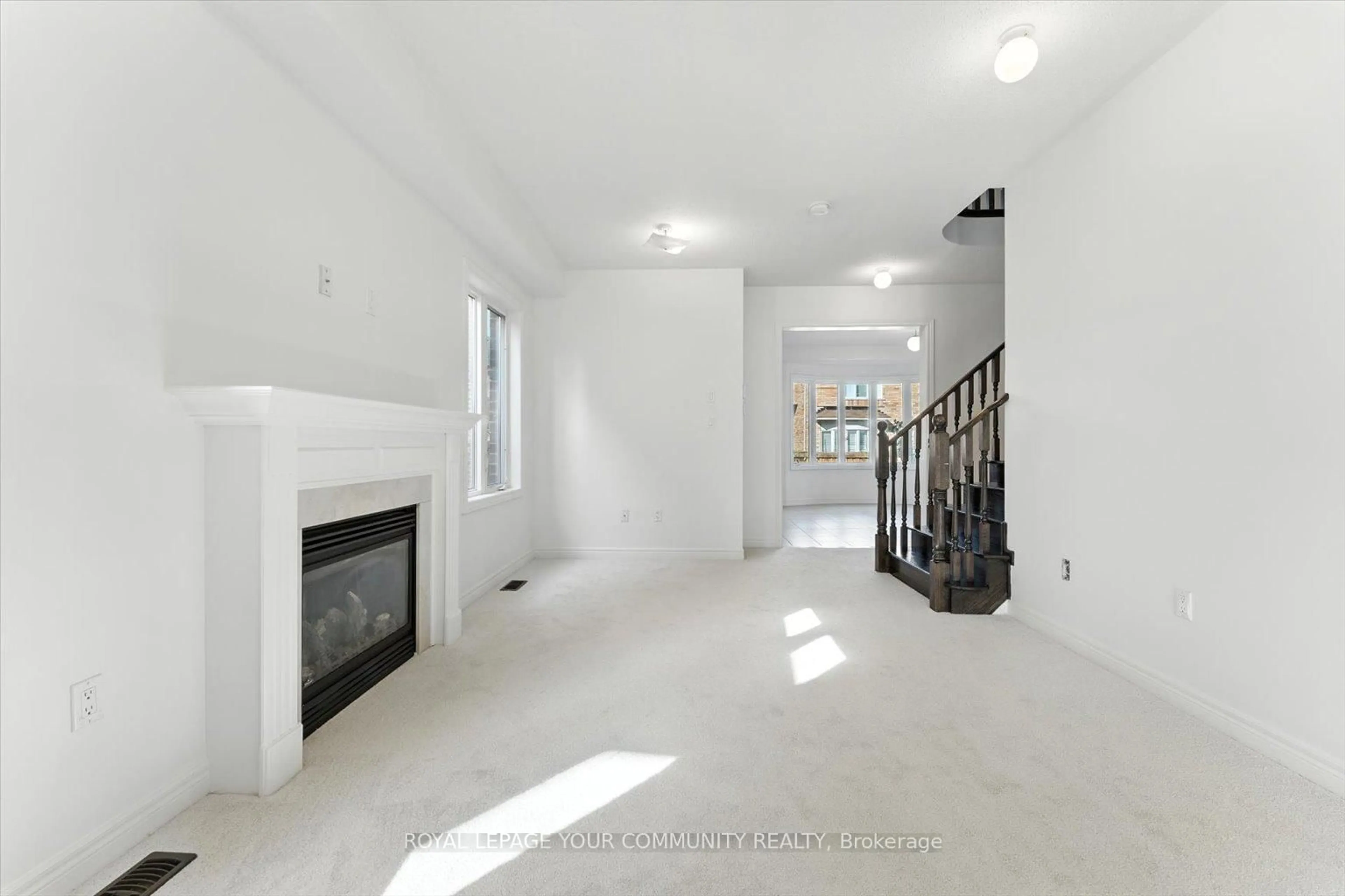 Unknown for 23 Lucida Crt, Whitchurch-Stouffville Ontario L4A 1S1