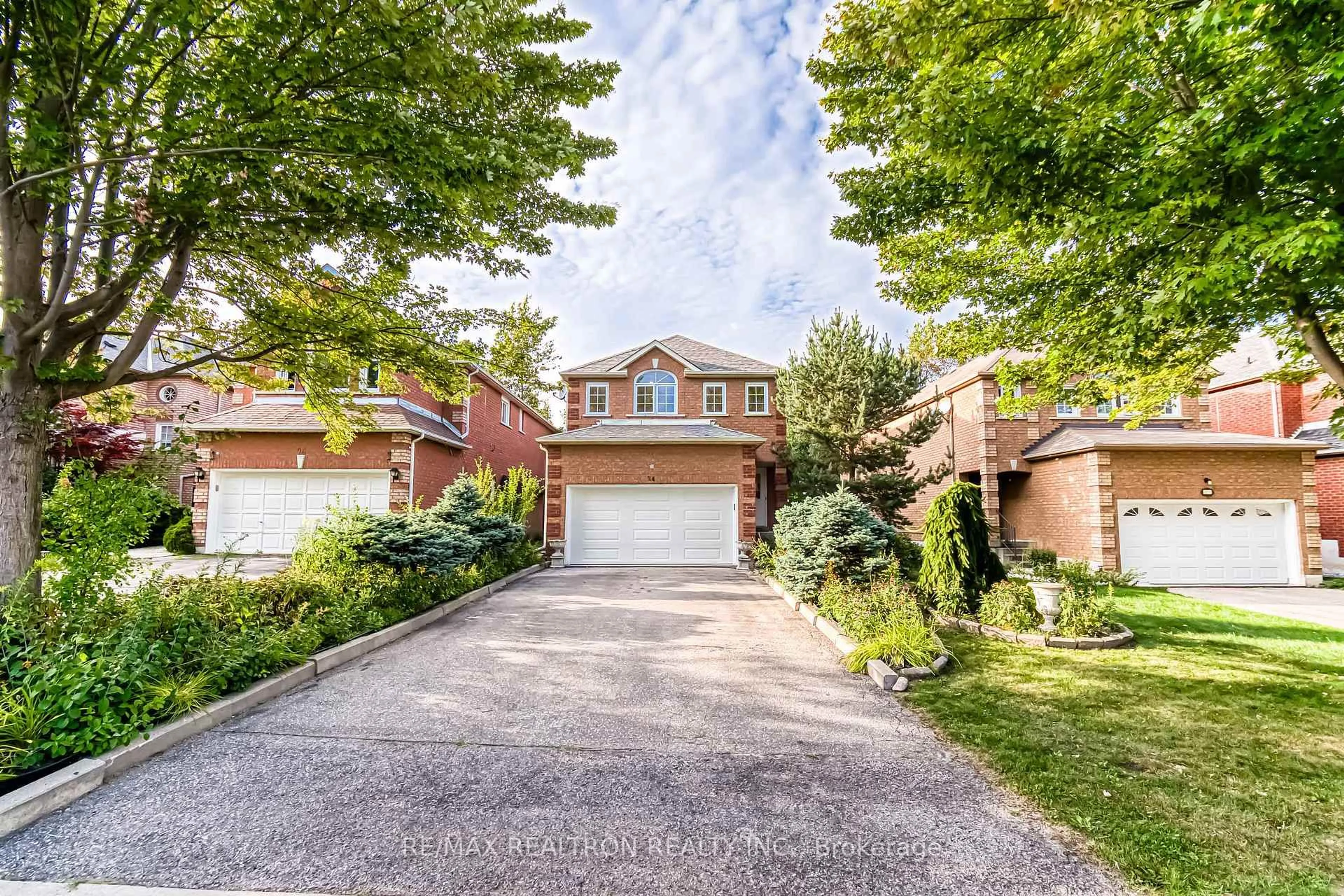 Home with brick exterior material, street for 24 Rawlings Ave, Richmond Hill Ontario L4S 1B4