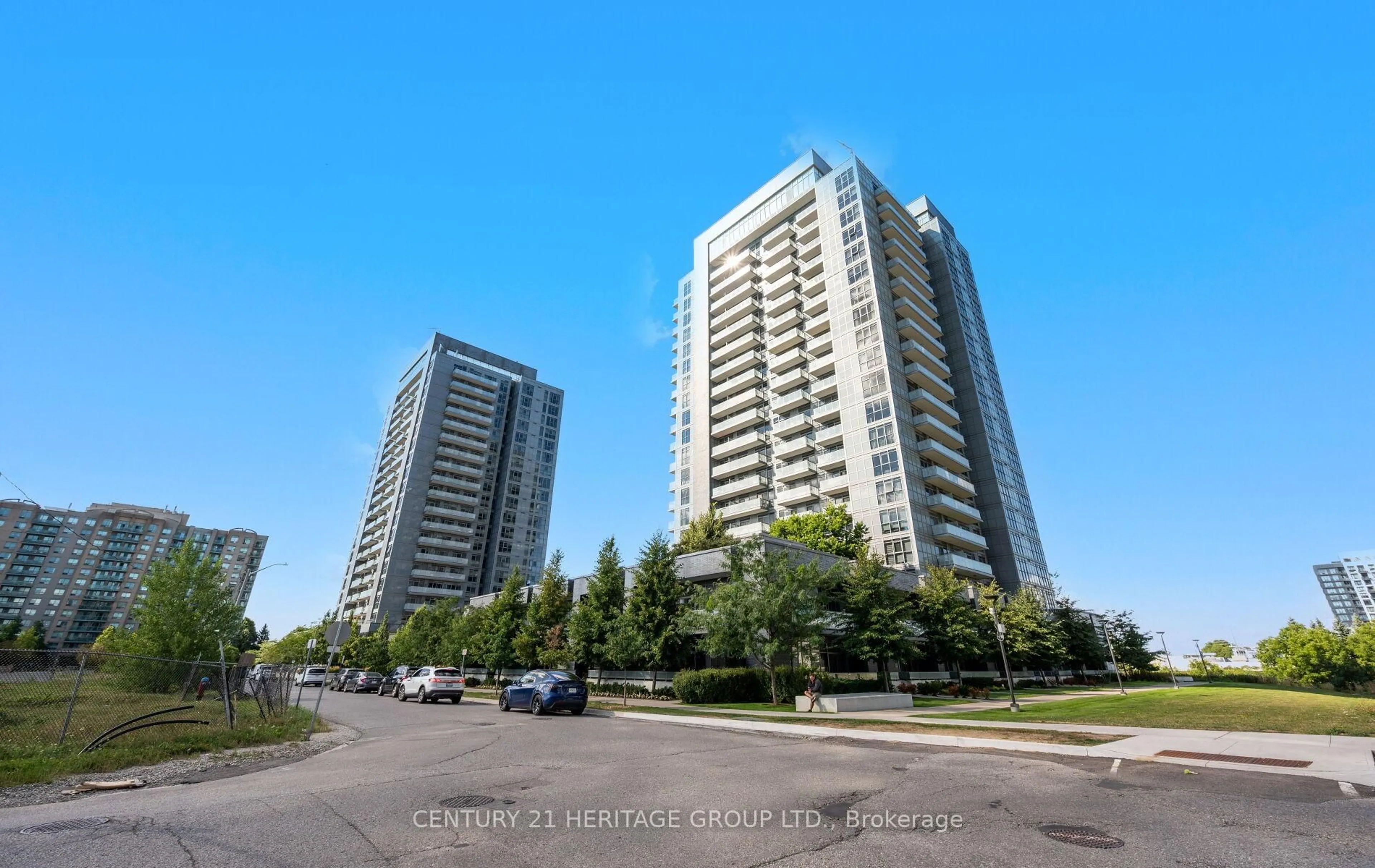 Unknown for 65 Oneida Cres #406, Richmond Hill Ontario L4B 0G9