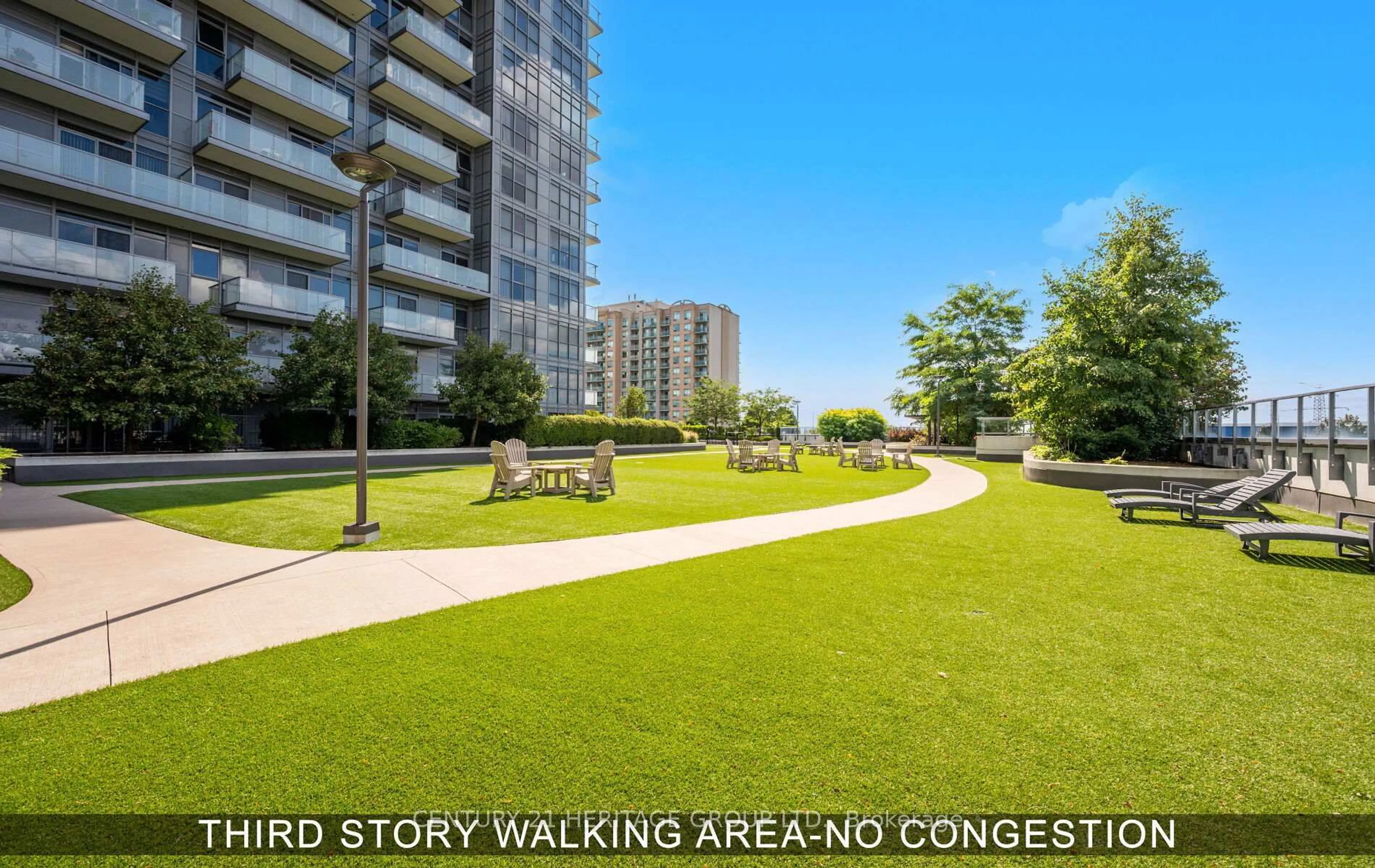 Patio, unknown for 65 Oneida Cres #406, Richmond Hill Ontario L4B 0G9