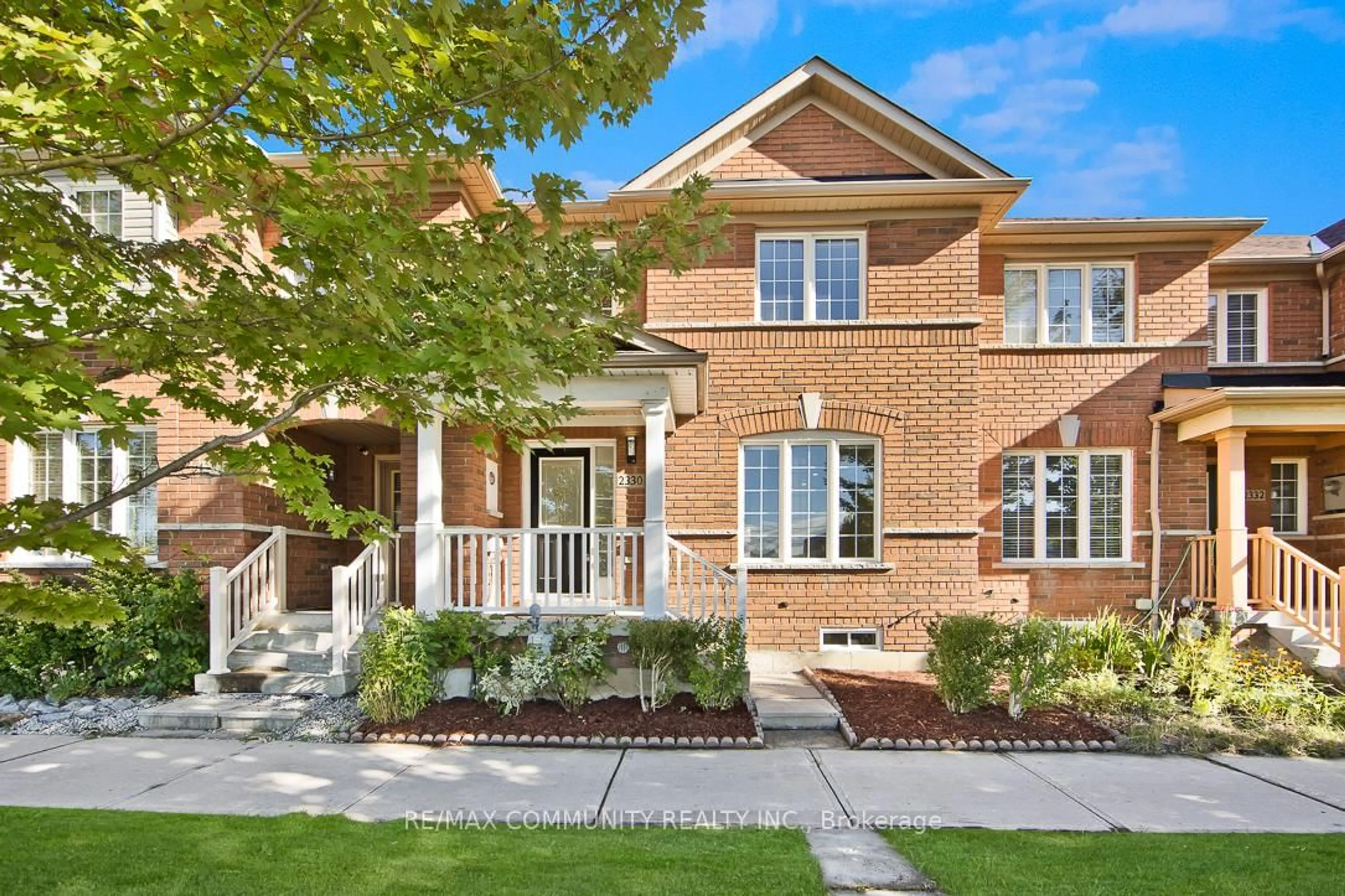 Home with brick exterior material, street for 2330 Bur Oak Ave, Markham Ontario L6E 1L7