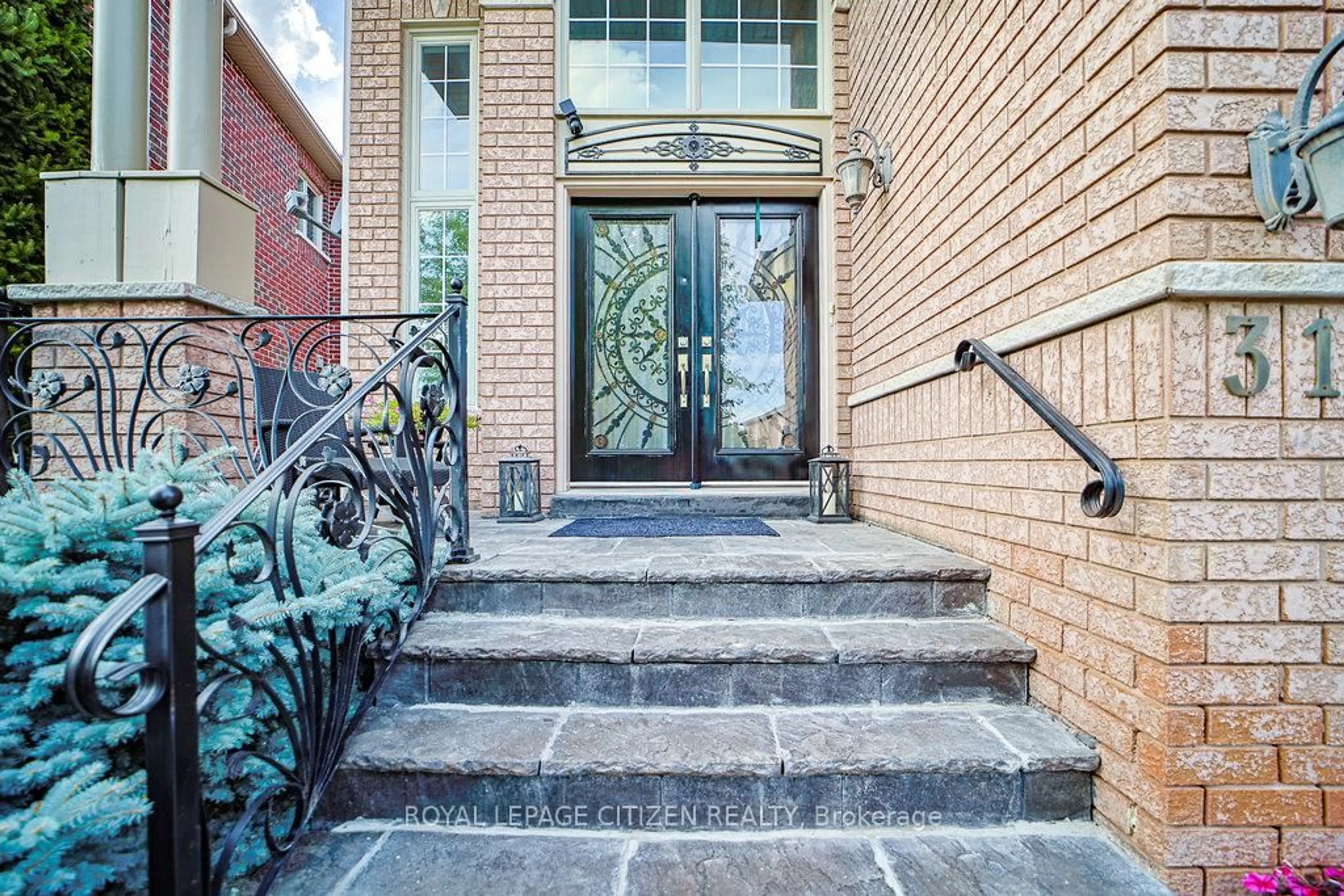 Unknown for 31 Burnhaven Ave, Vaughan Ontario L6A 2P2