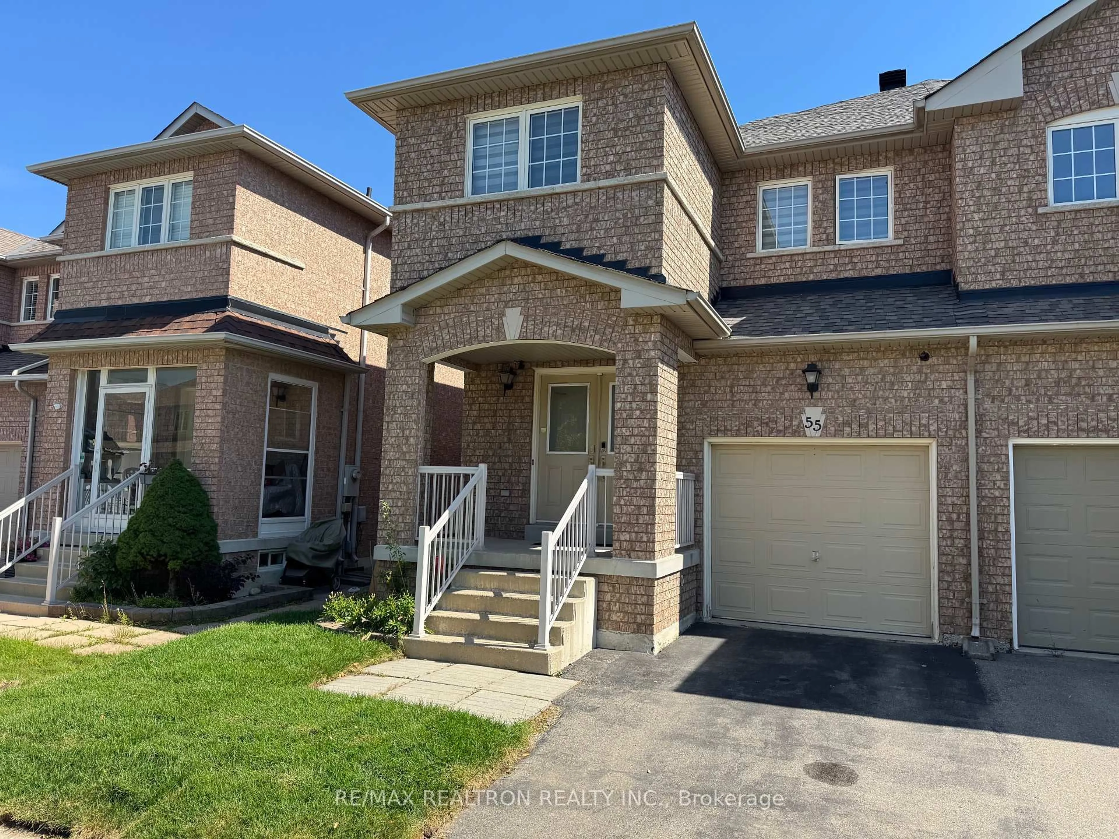 Home with brick exterior material, street for 55 Devonwood Dr, Markham Ontario L6C 3E9