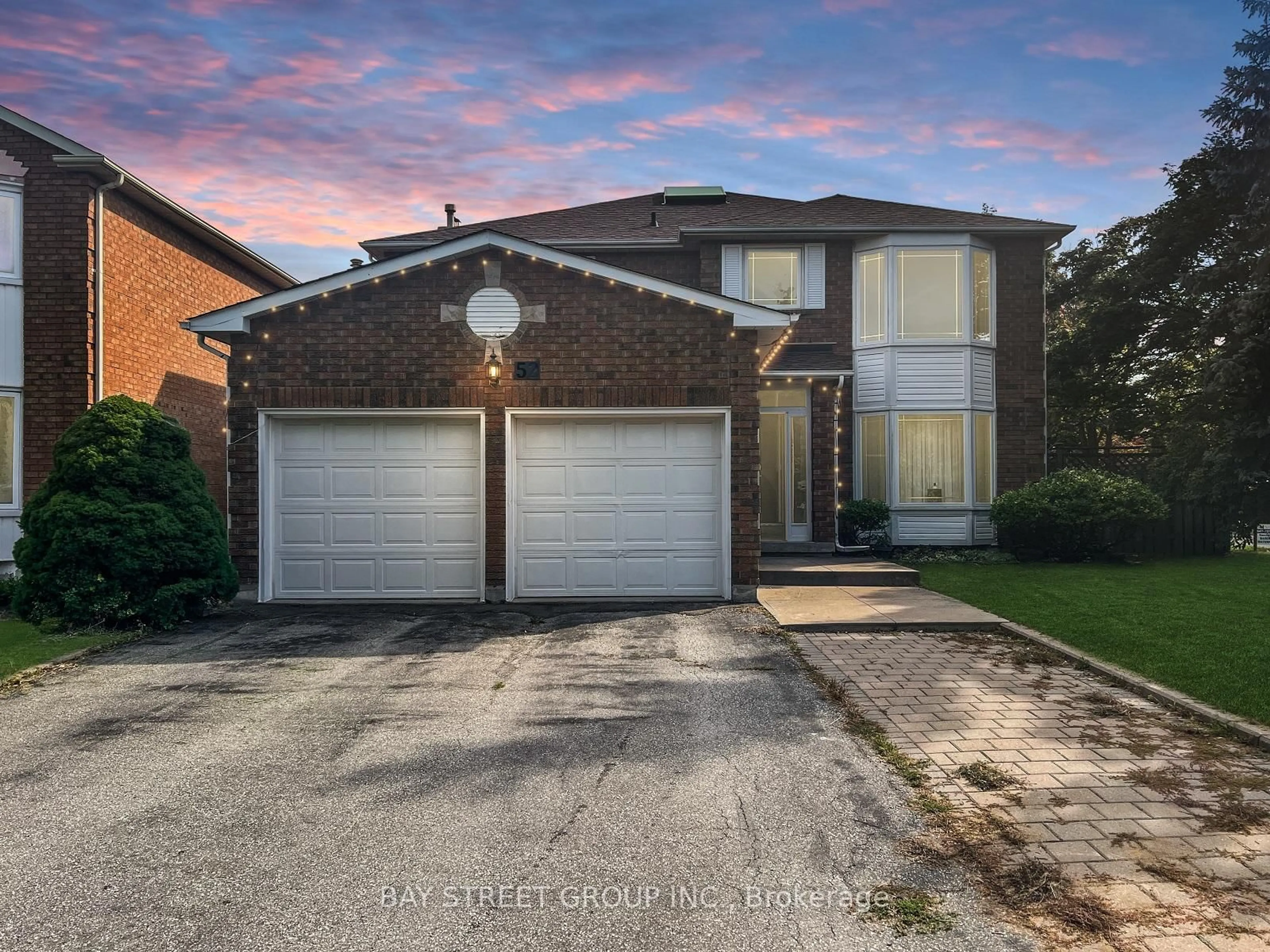 Unknown for 52 Piccadilly Rd, Richmond Hill Ontario L4B 1S8