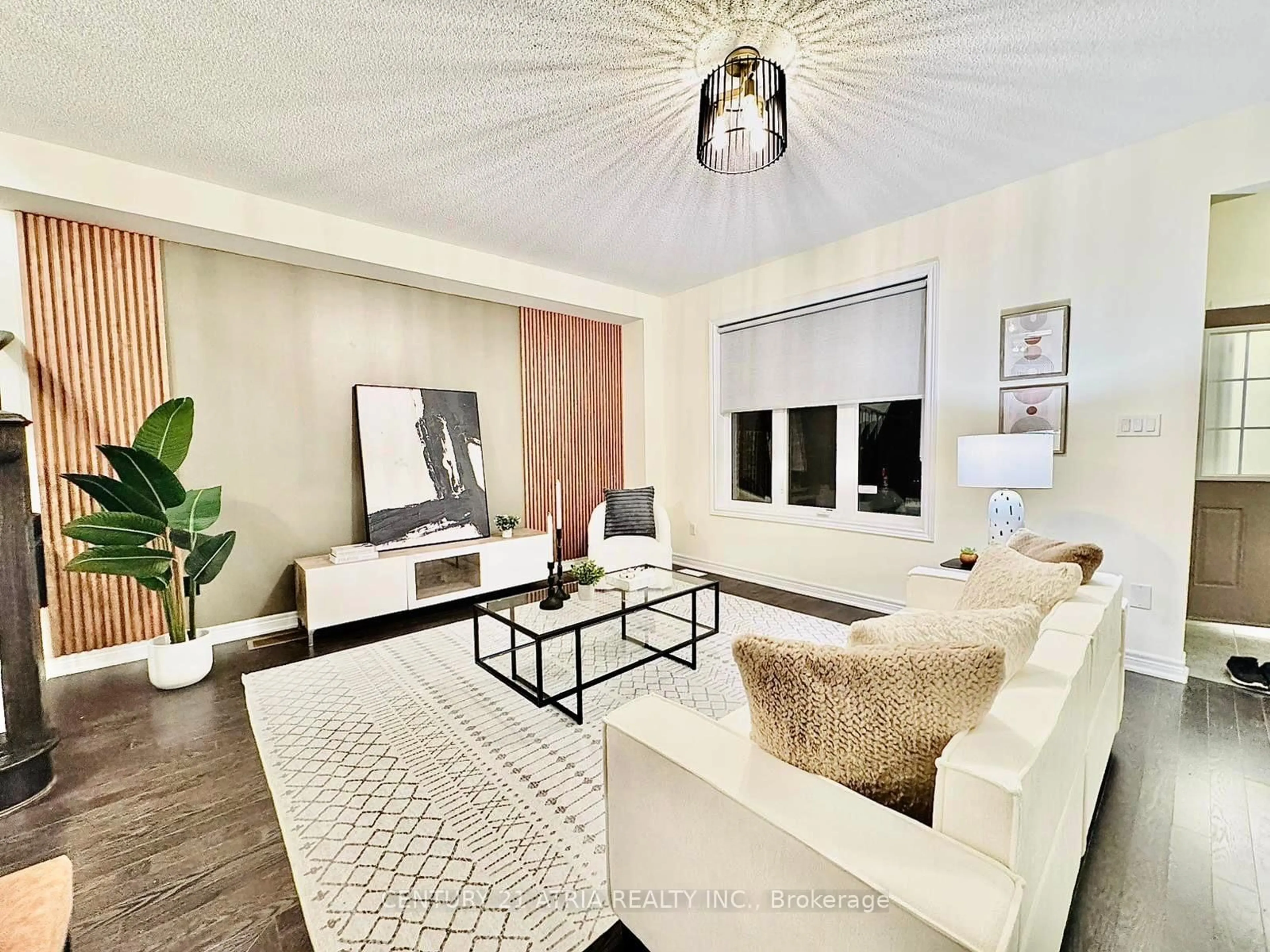 Living room with furniture, unknown for 162 Harbord St, Markham Ontario L6C 0X1