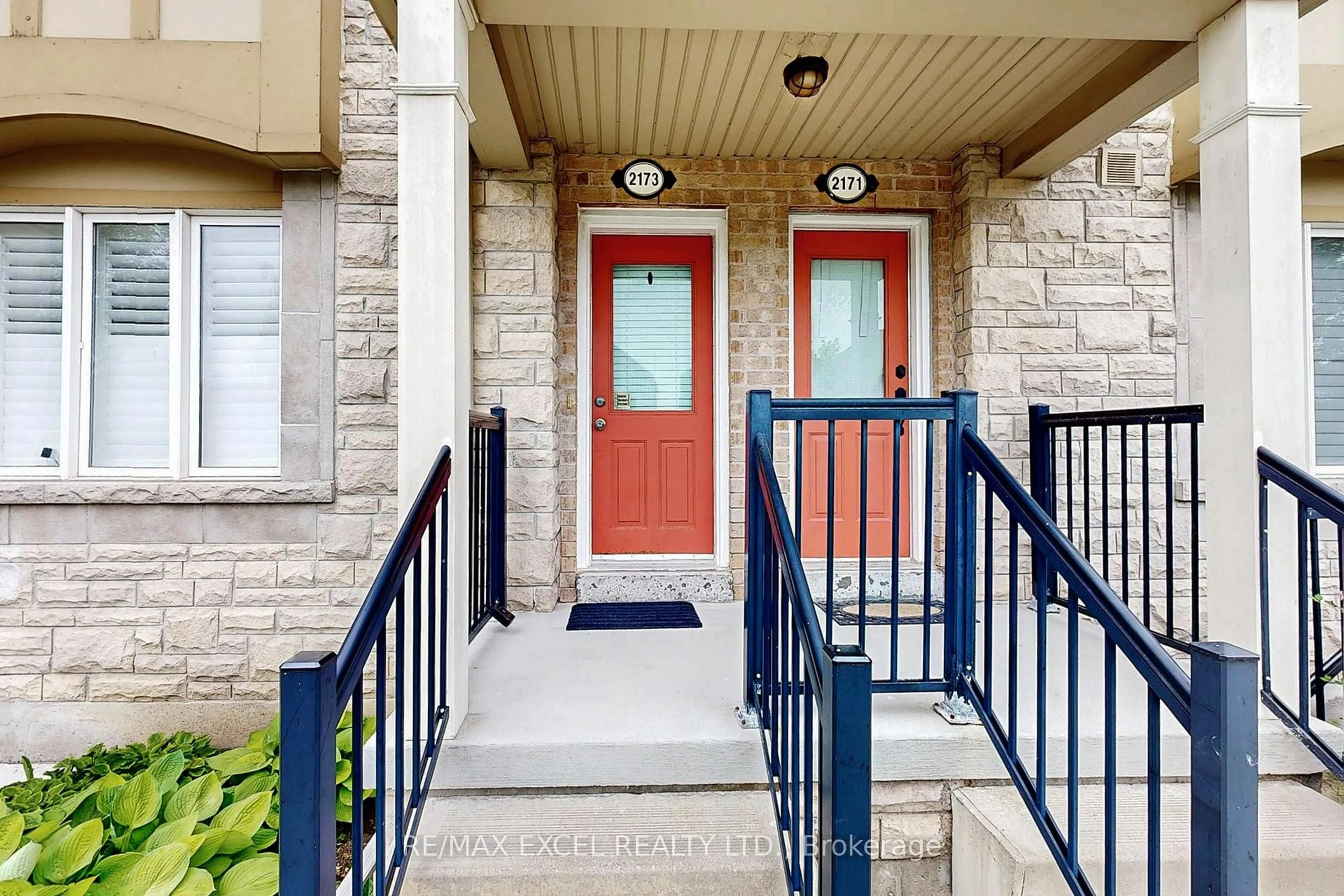 Indoor entryway for 2173 Bur Oak Ave, Markham Ontario L6E 0C4