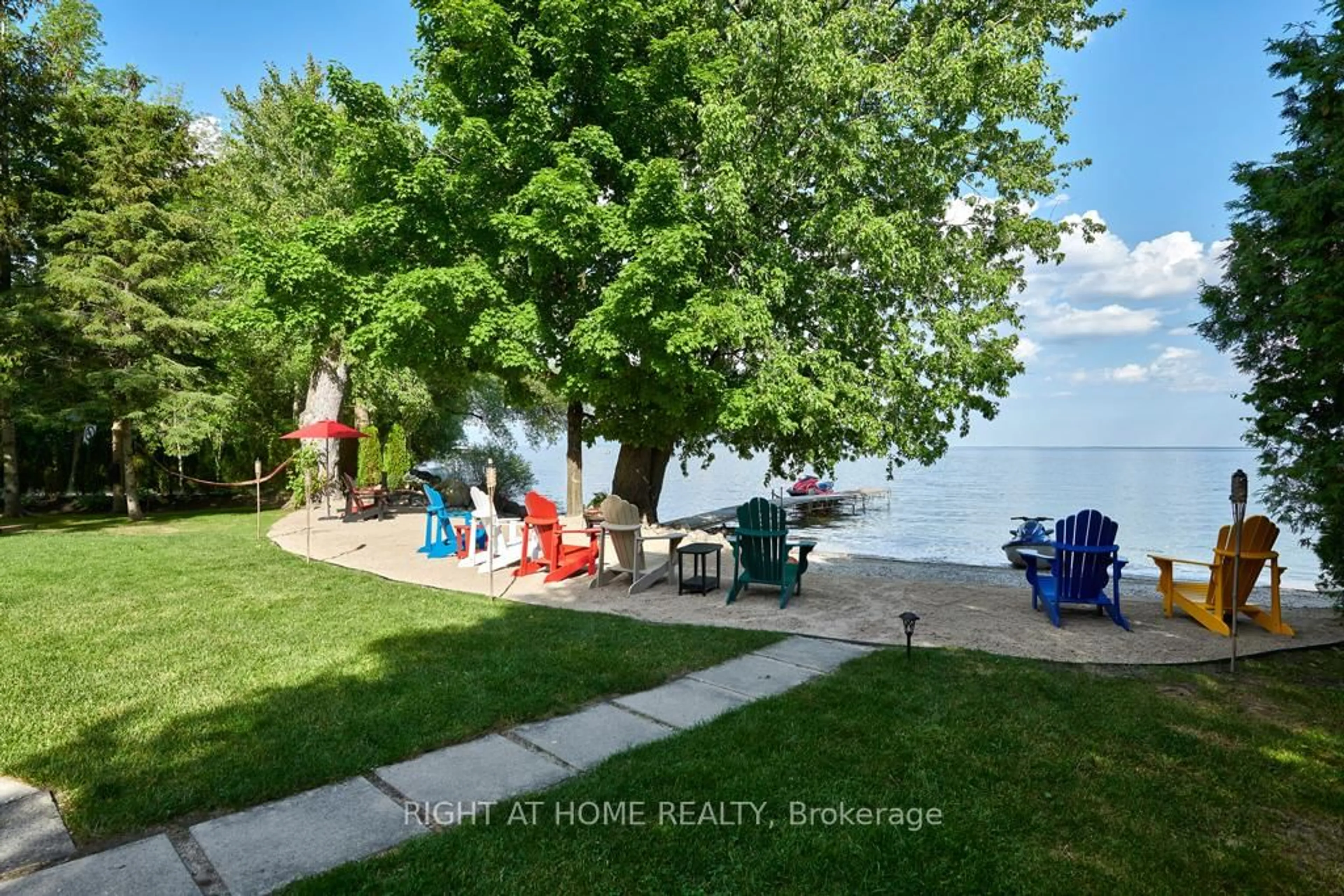 A pic from outside/outdoor area/front of a property/back of a property/a pic from drone, water/lake/river/ocean view for 113 Minnetonka Rd, Innisfil Ontario L9S 2V8