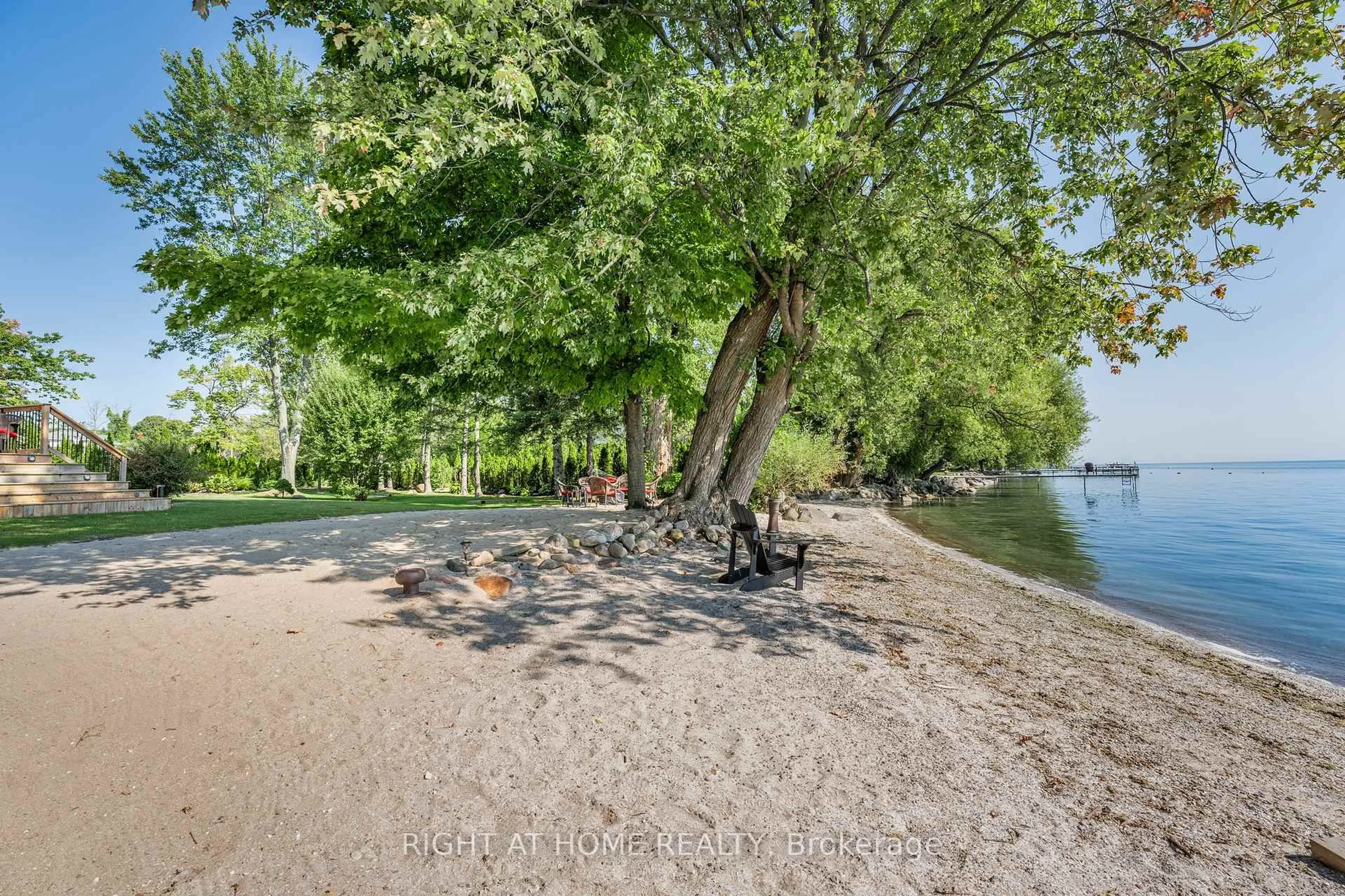 Patio, water/lake/river/ocean view for 113 Minnetonka Rd, Innisfil Ontario L9S 2V8