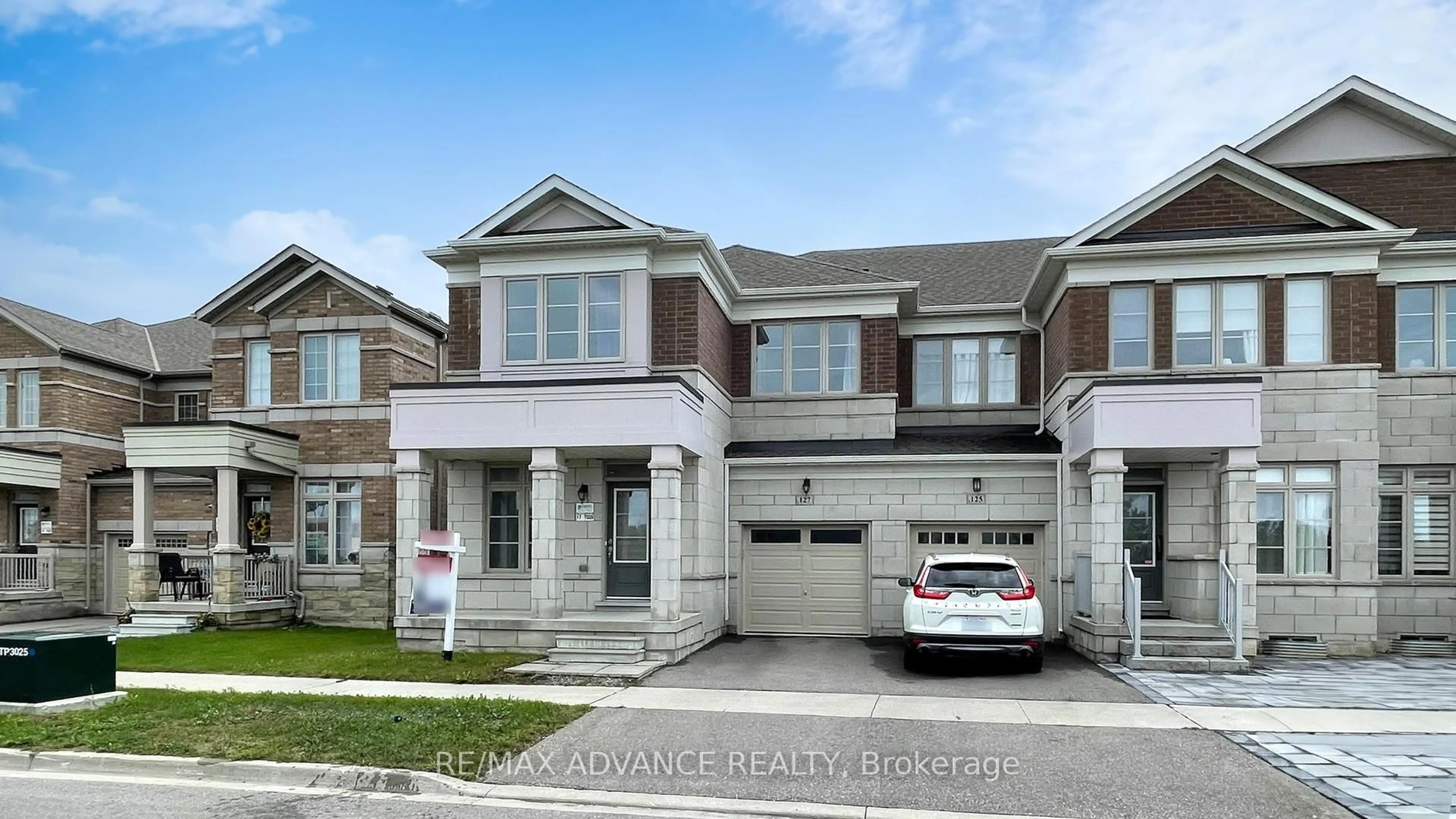 Unknown for 127 Decast Cres, Markham Ontario L6B 1N8