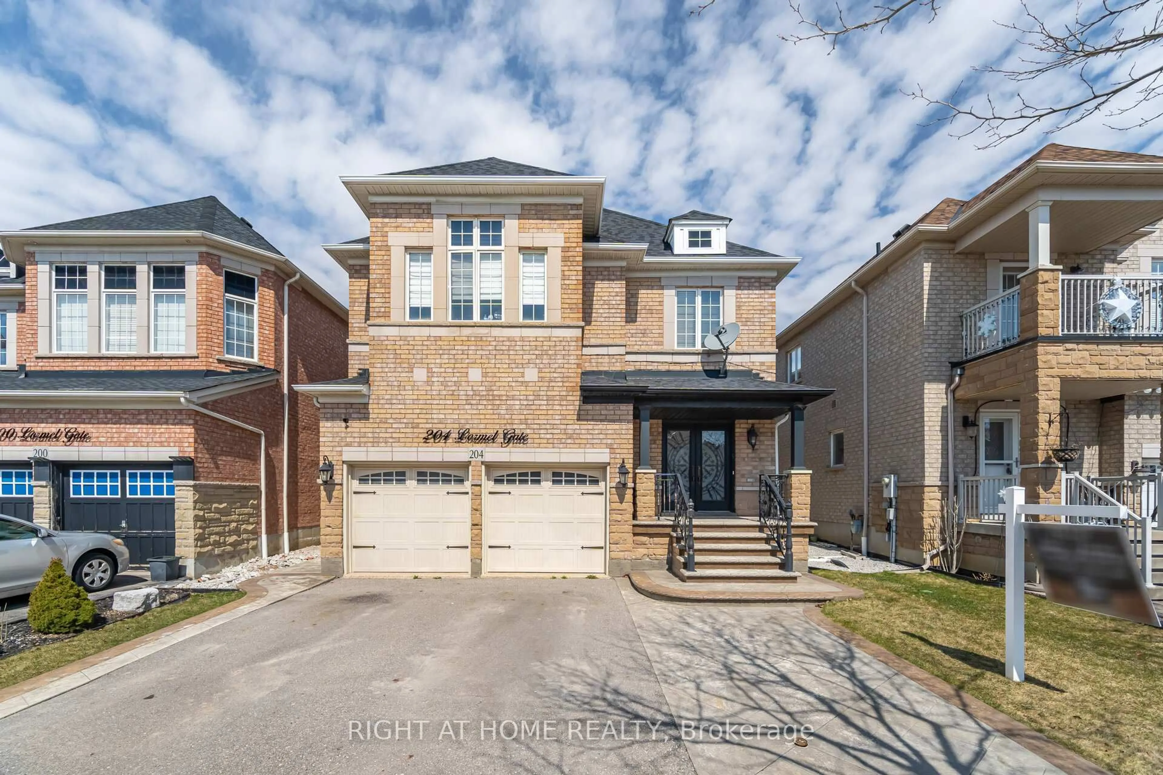 Home with brick exterior material, street for 204 Lormel Gate, Vaughan Ontario L4H 0C9