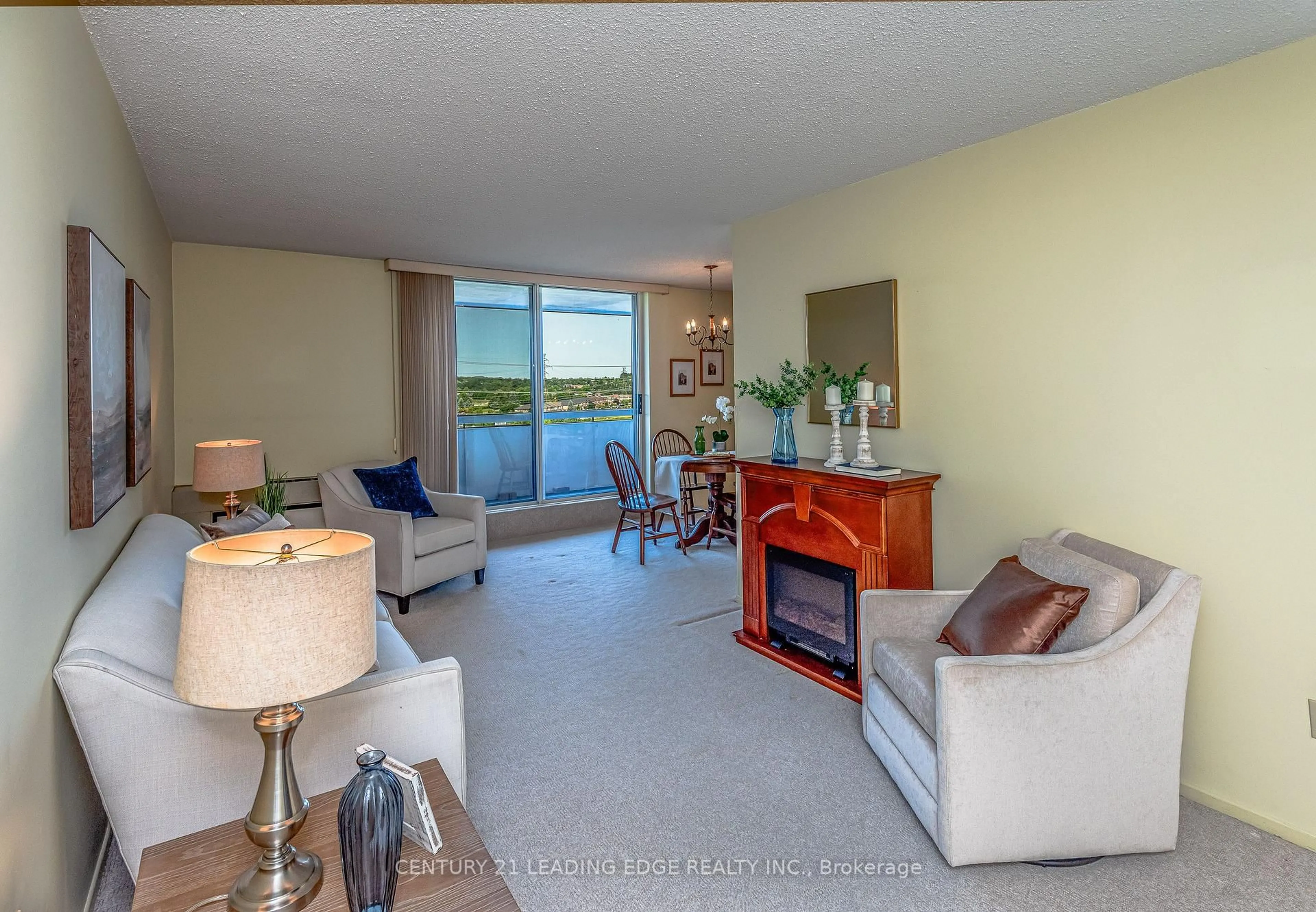 Living room with furniture, unknown for 20 William Roe Blvd #908, Newmarket Ontario L3Y 5V6