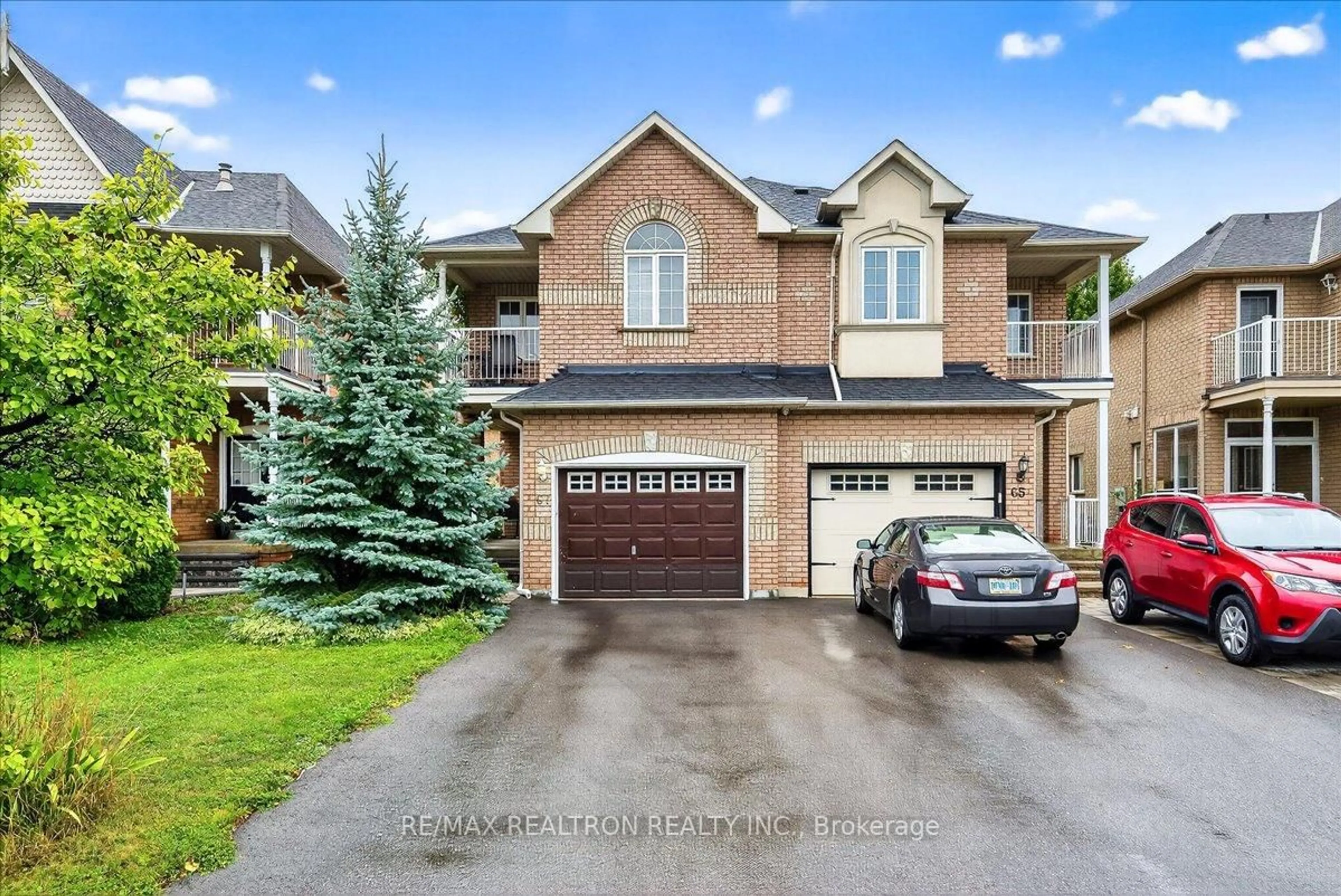 Home with brick exterior material, street for 67 Antique Dr, Richmond Hill Ontario L4E 3X5
